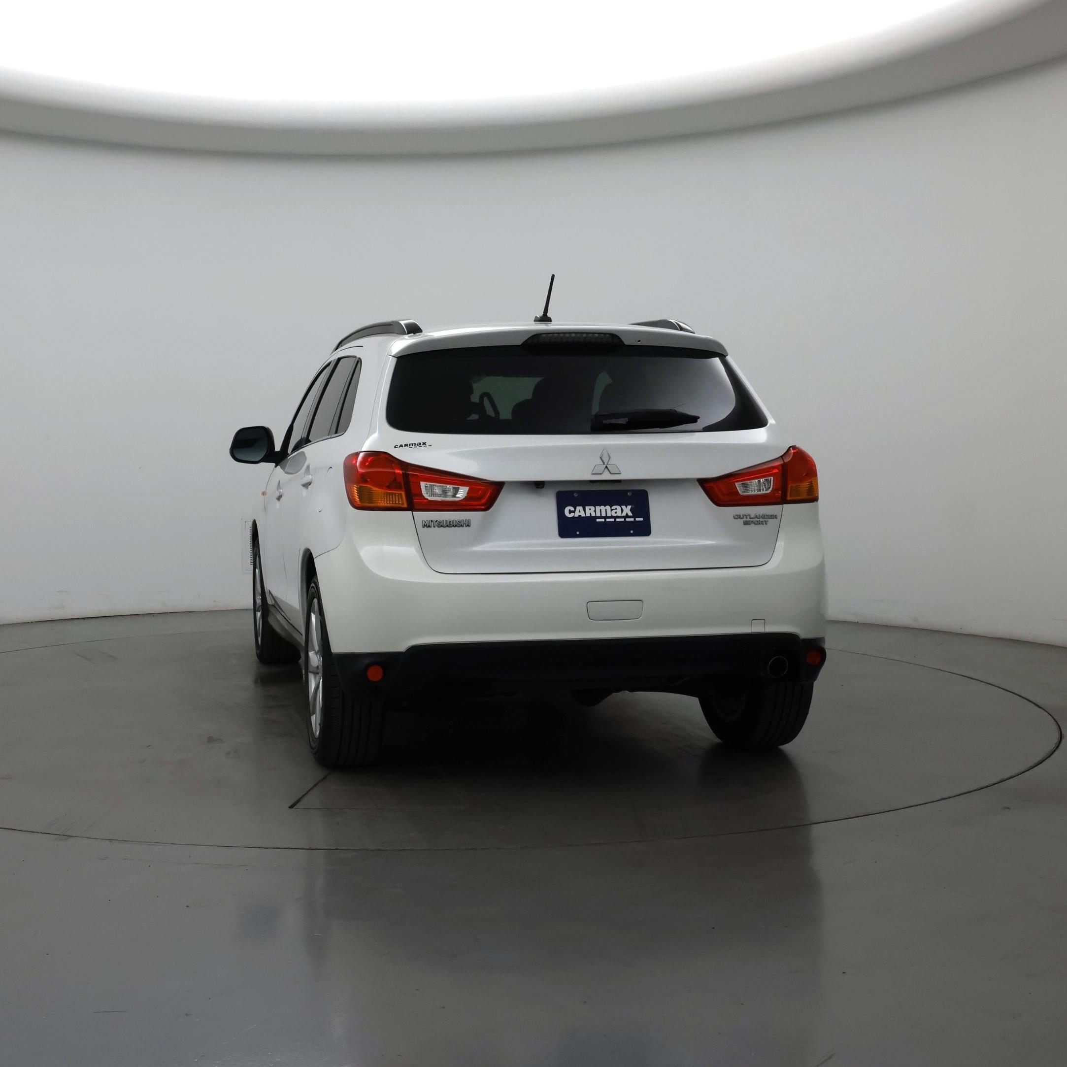 Thumbnail: 2015 Mitsubishi Outlander Sport - 6