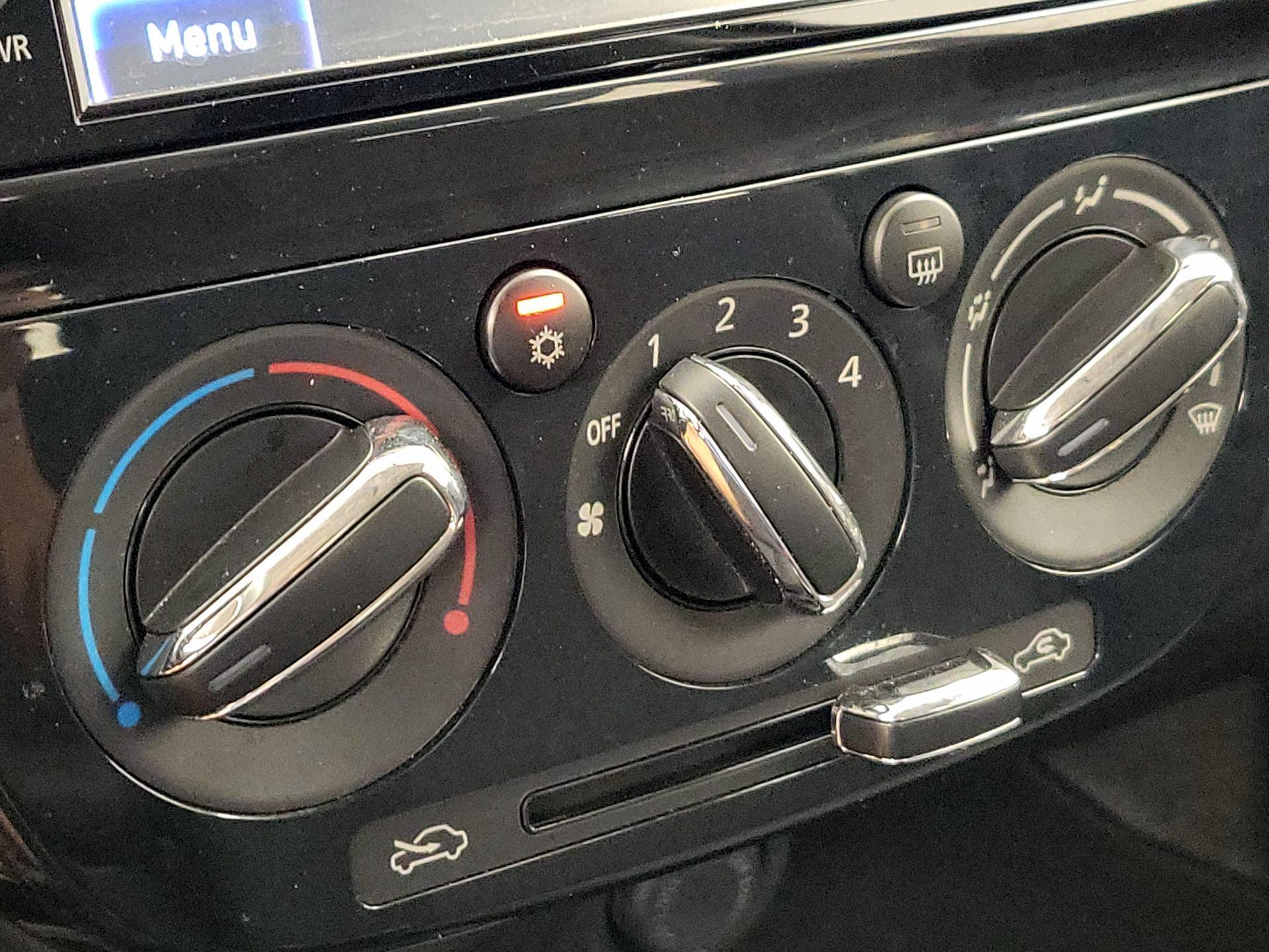 Thumbnail: 2019 Mitsubishi Mirage - 16