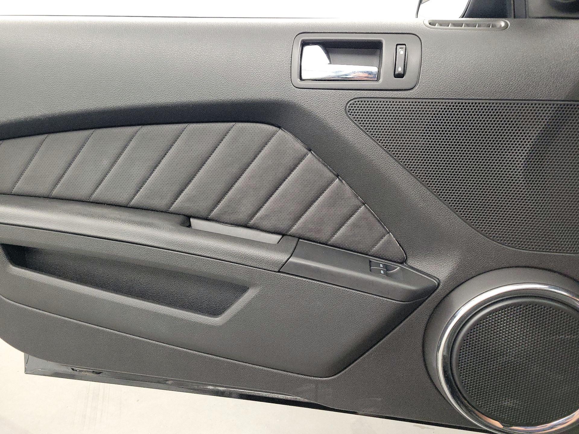 Thumbnail: 2014 Ford Mustang - 12