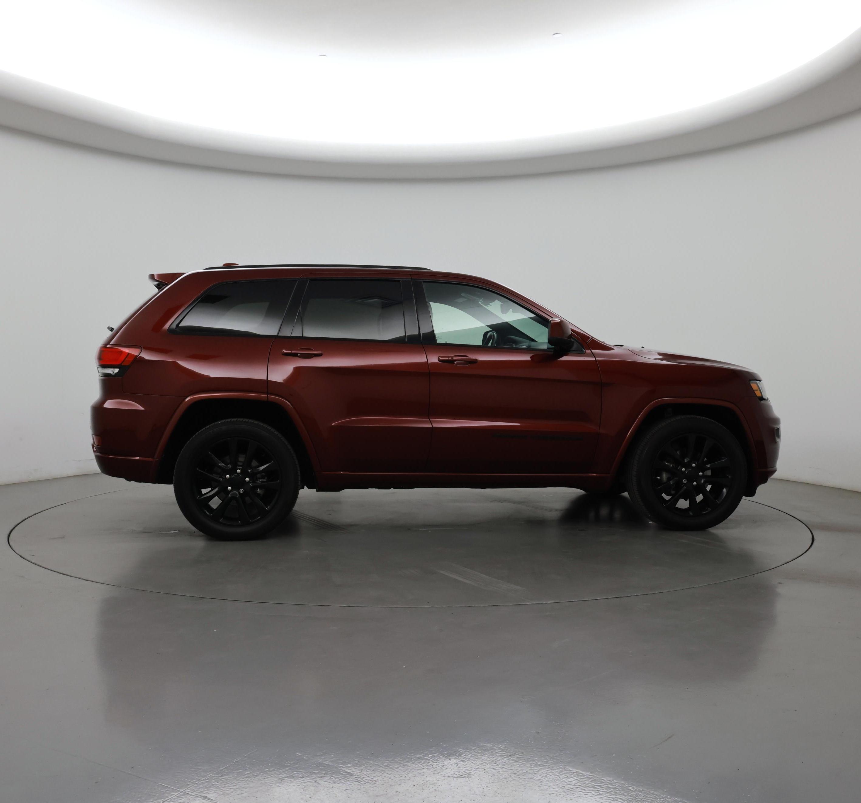 Thumbnail: 2018 Jeep Grand Cherokee - 7