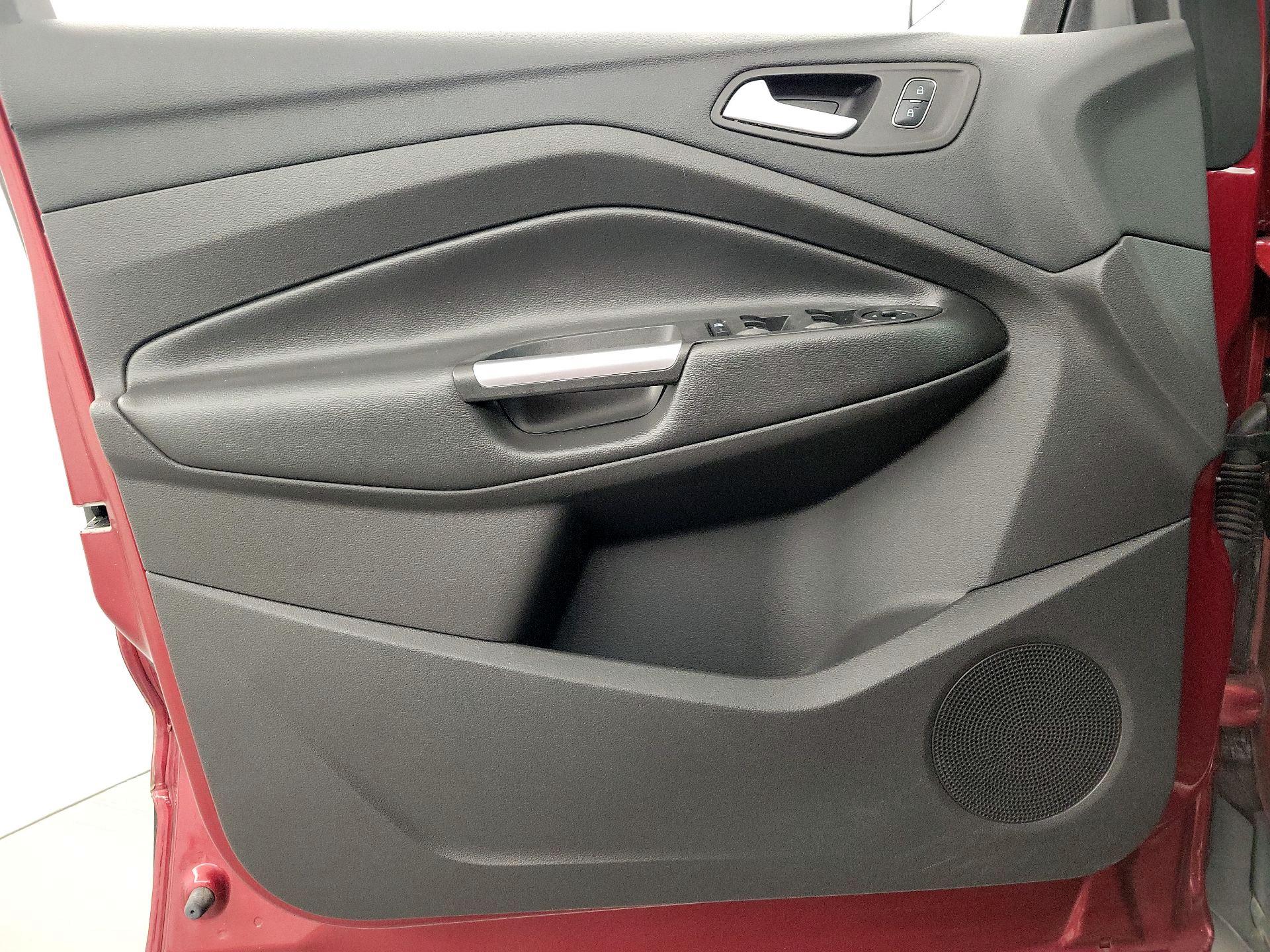 Thumbnail: 2017 Ford Escape - 12