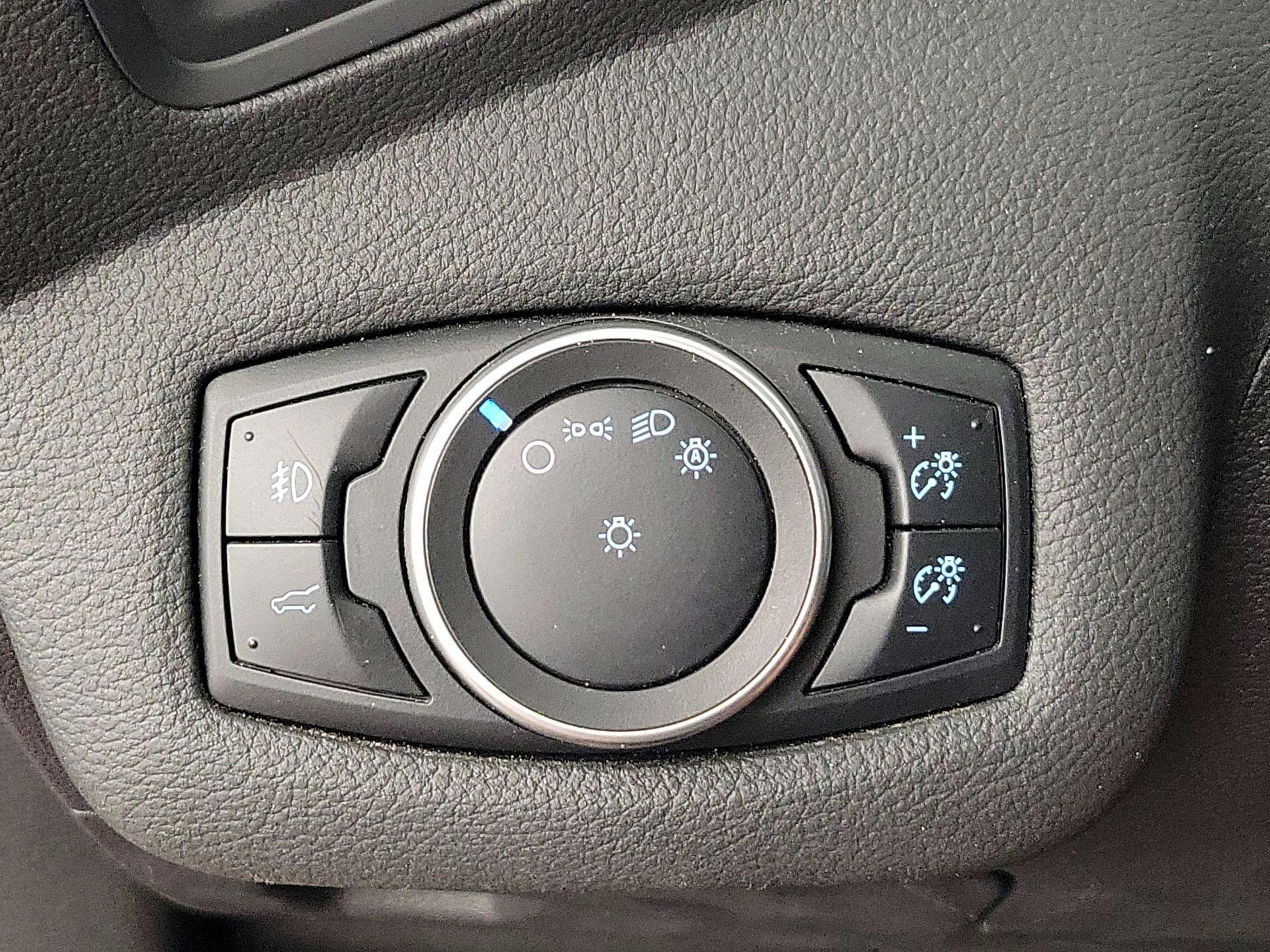 Thumbnail: 2017 Ford Escape - 13