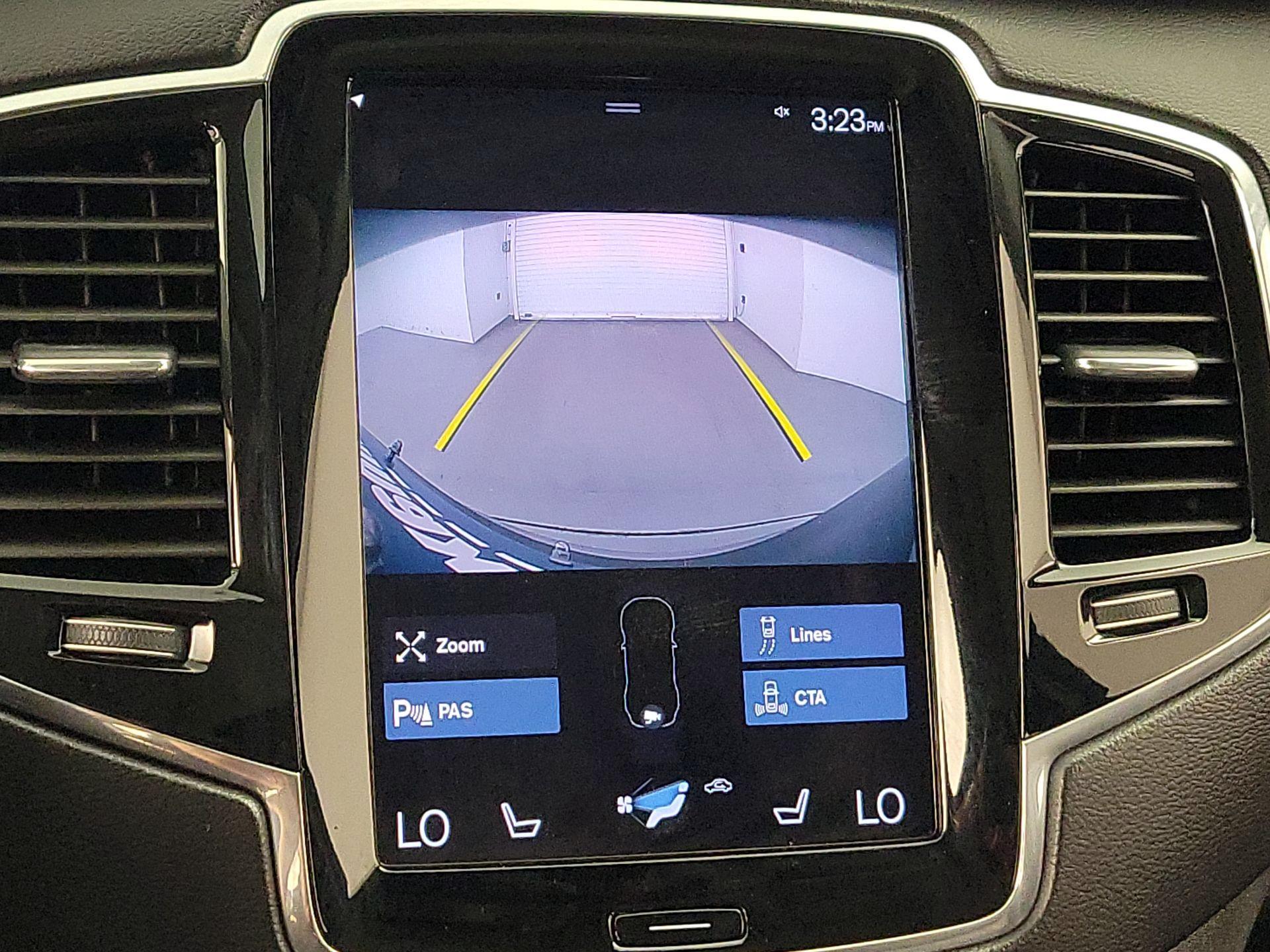 Thumbnail: 2020 Volvo XC90 - 14