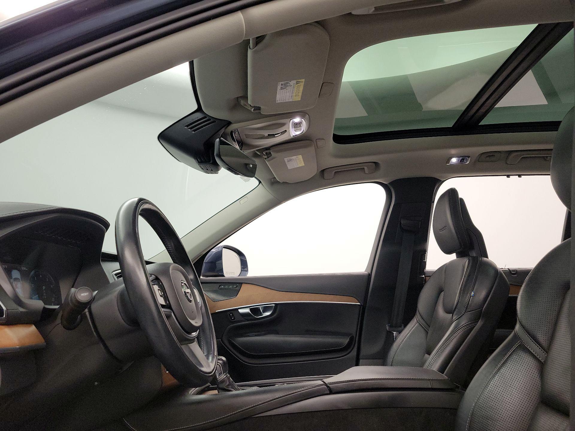 Thumbnail: 2020 Volvo XC90 - 19