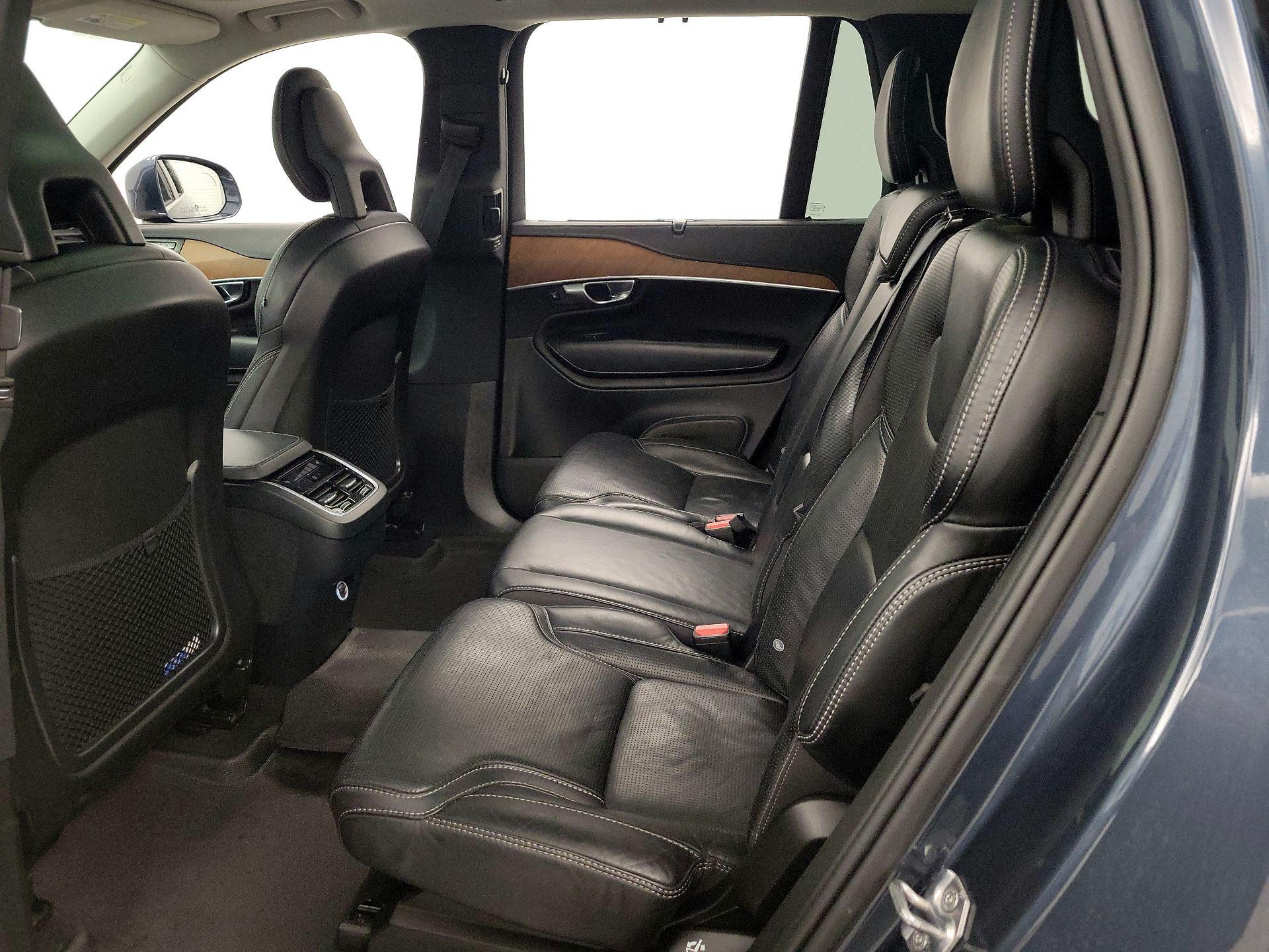 Thumbnail: 2020 Volvo XC90 - 20