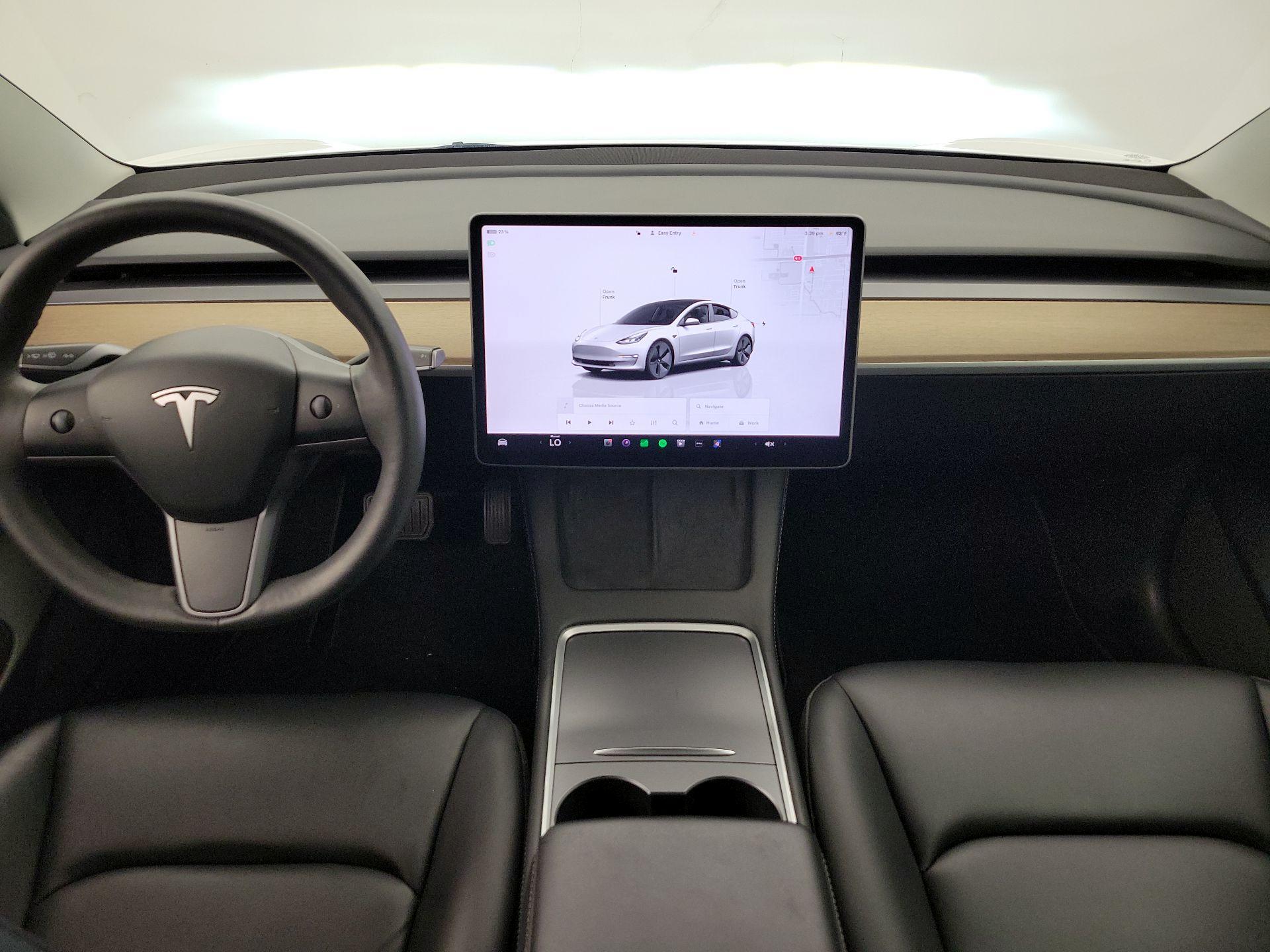 Thumbnail: 2023 Tesla Model 3 - 9