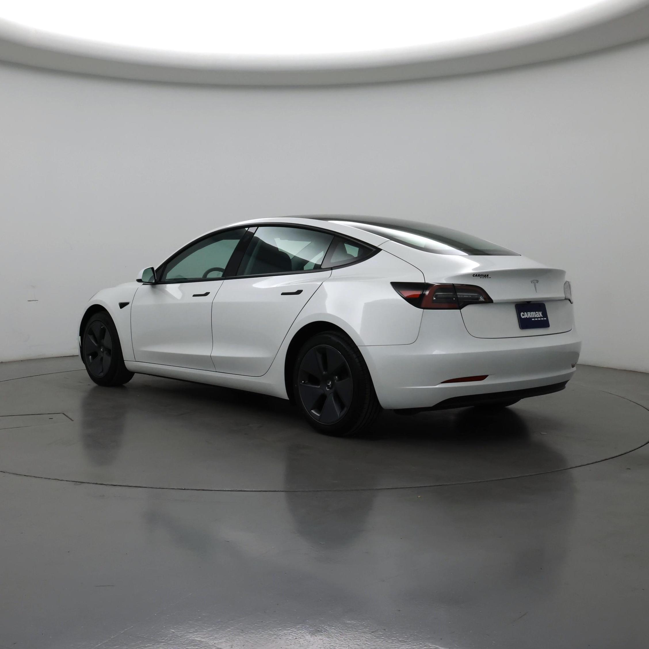 Thumbnail: 2023 Tesla Model 3 - 2