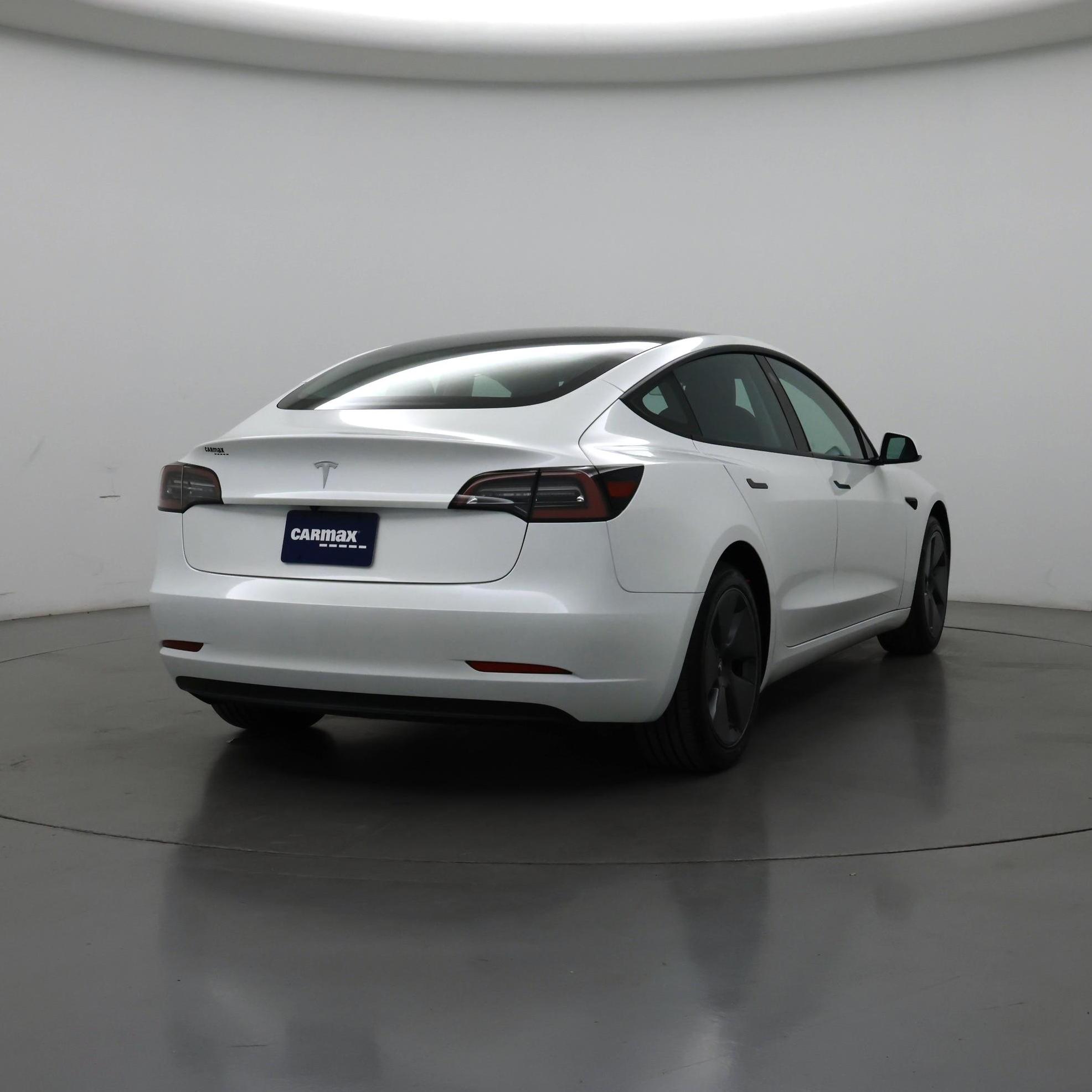 Thumbnail: 2023 Tesla Model 3 - 8