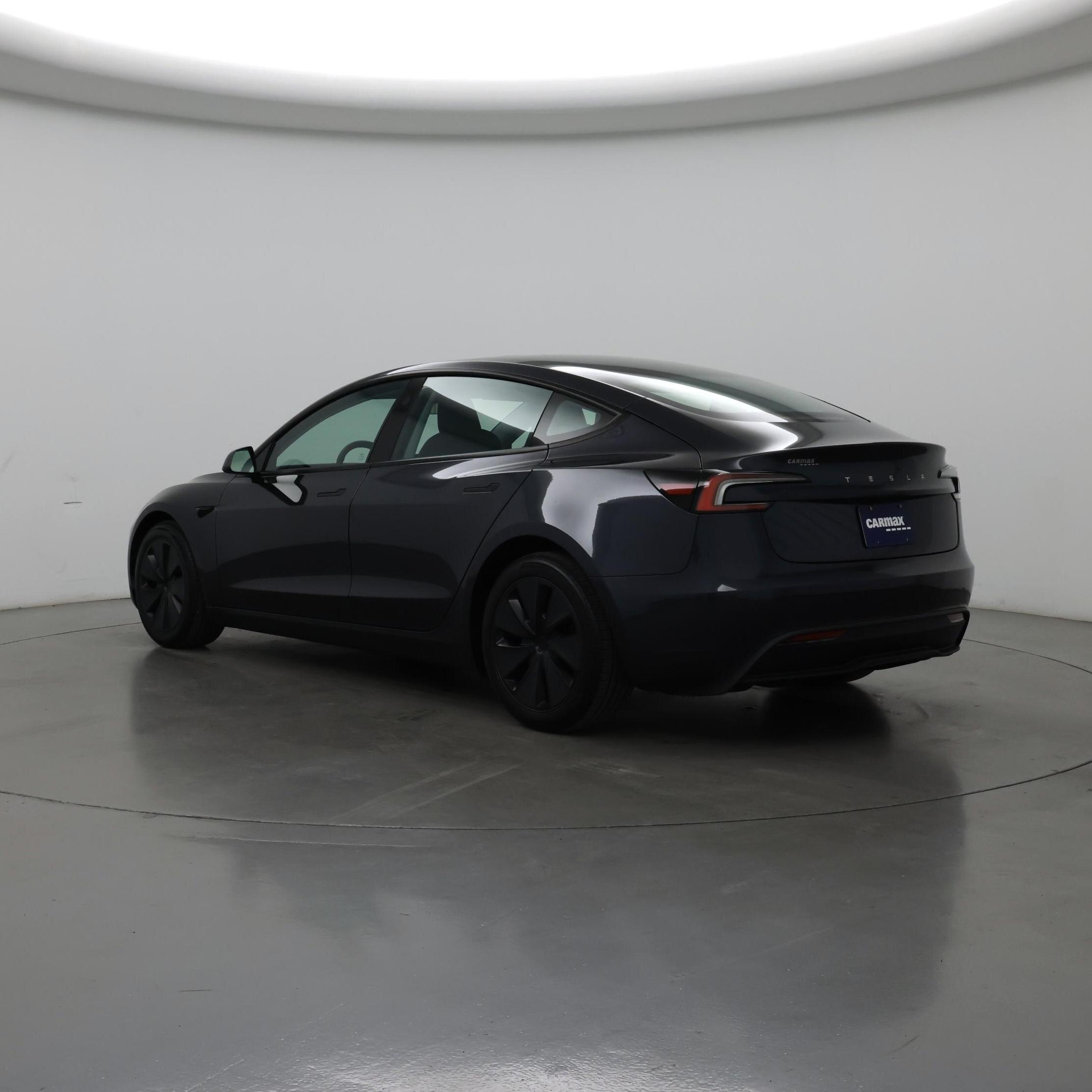 Thumbnail: 2025 Tesla Model 3 - 2