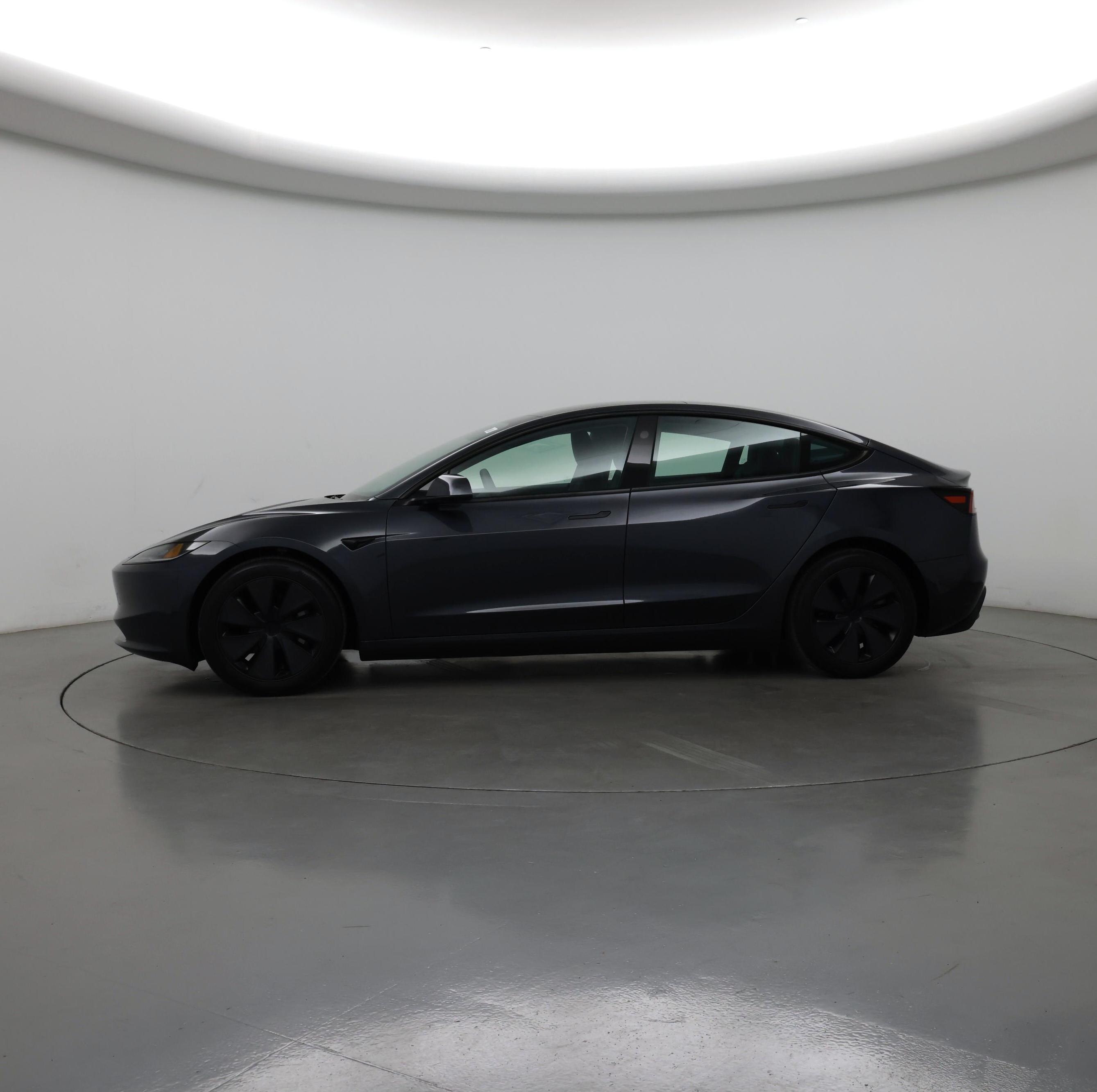 Thumbnail: 2025 Tesla Model 3 - 3