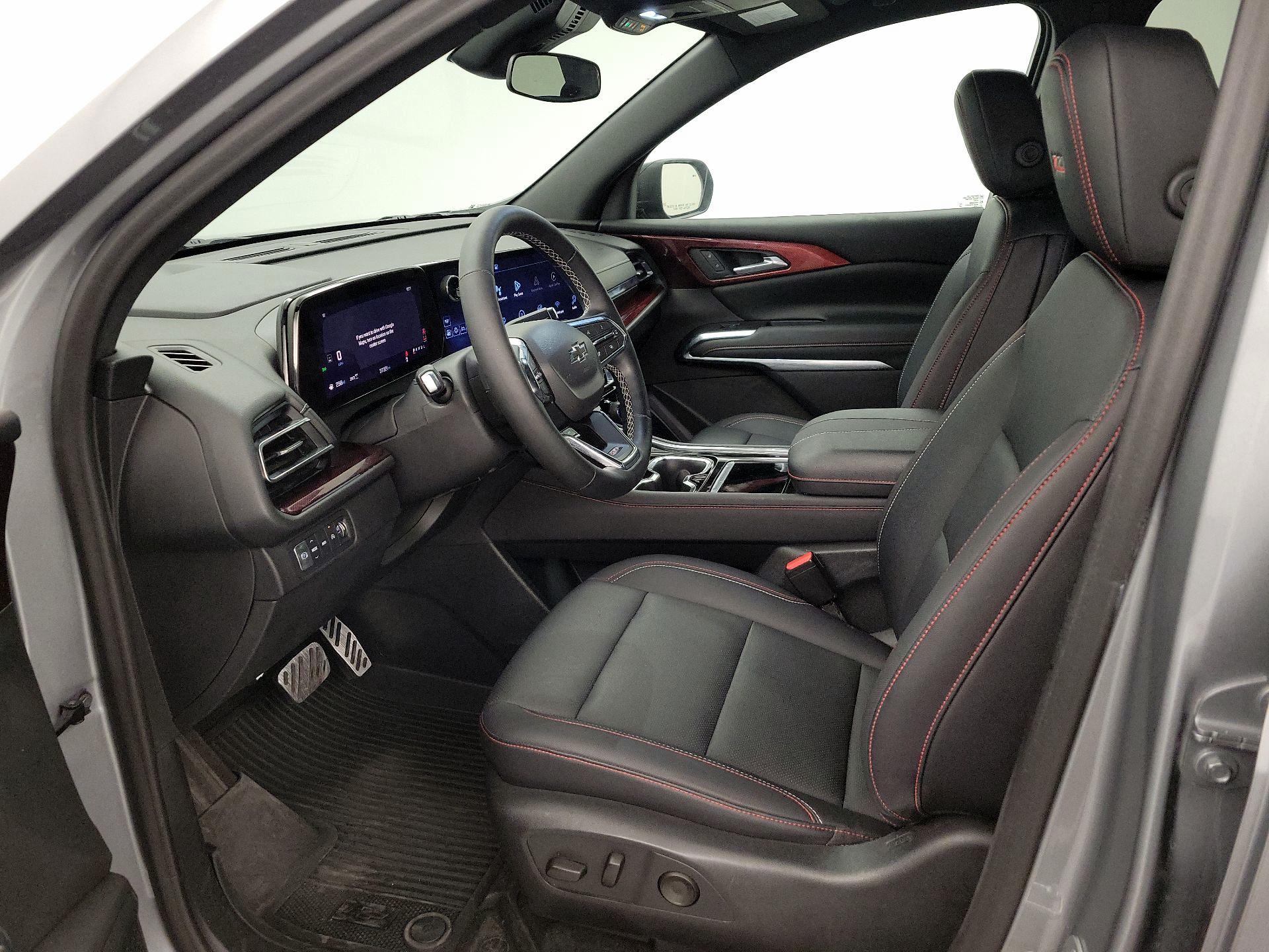 Thumbnail: 2024 Chevrolet Traverse - 11