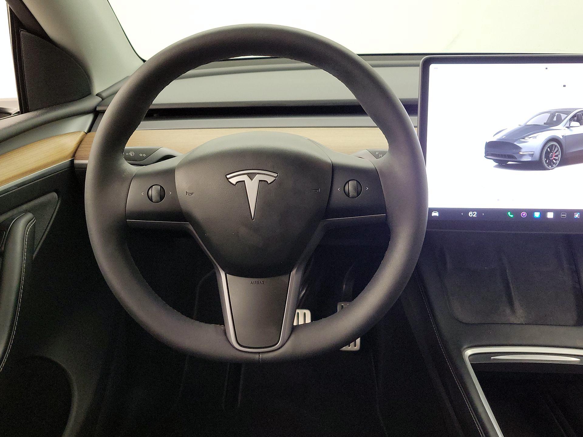 Thumbnail: 2022 Tesla Model Y - 10