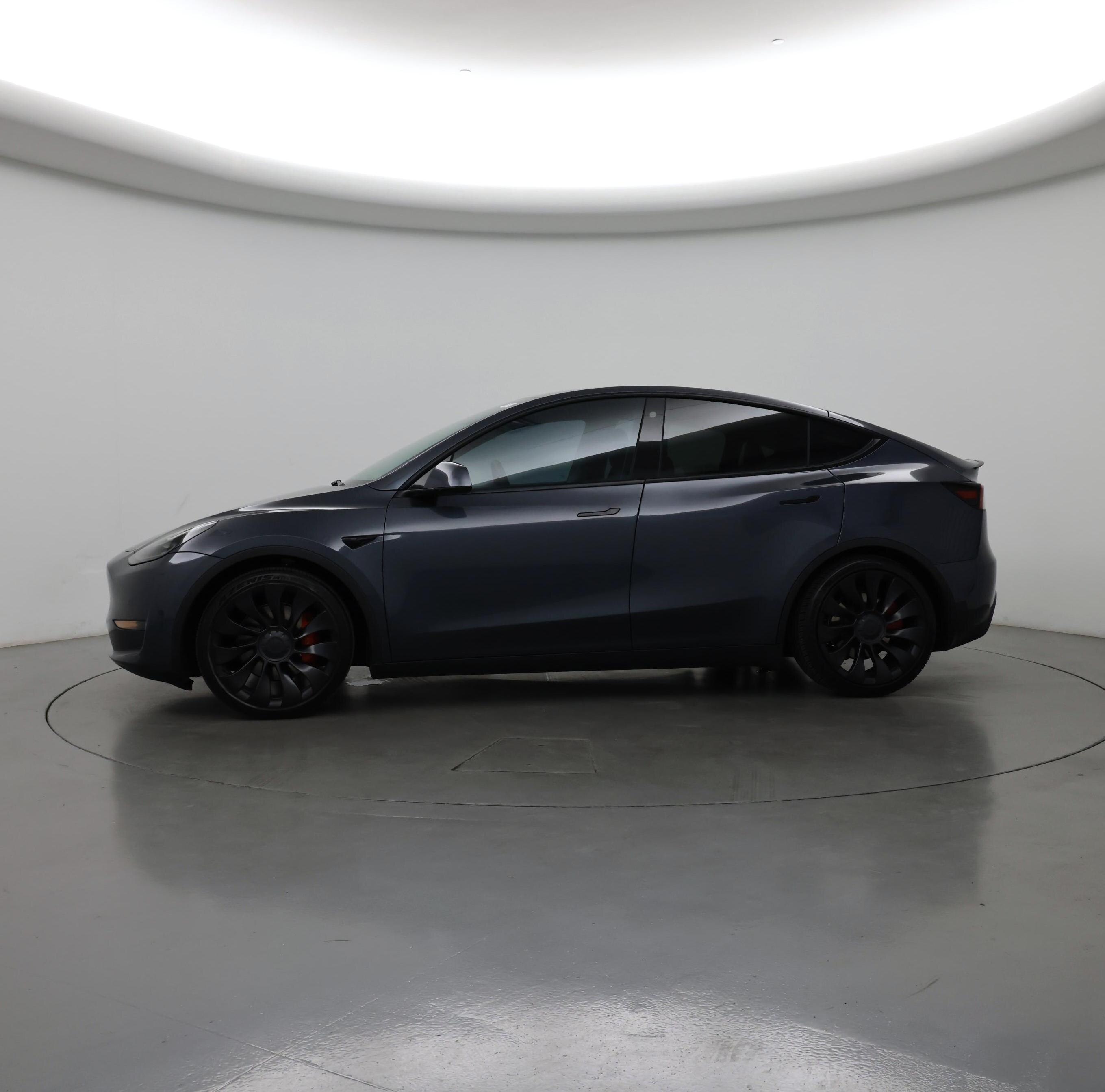 Thumbnail: 2022 Tesla Model Y - 3