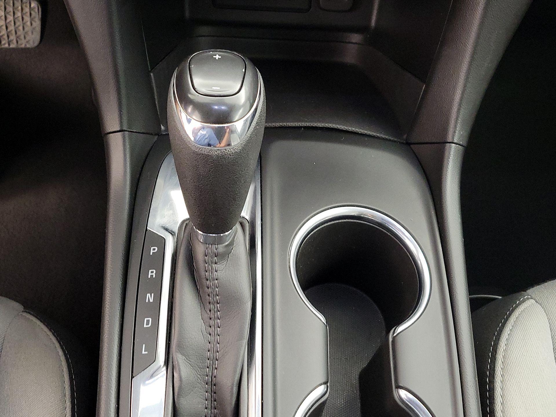 Thumbnail: 2020 Chevrolet Equinox - 17