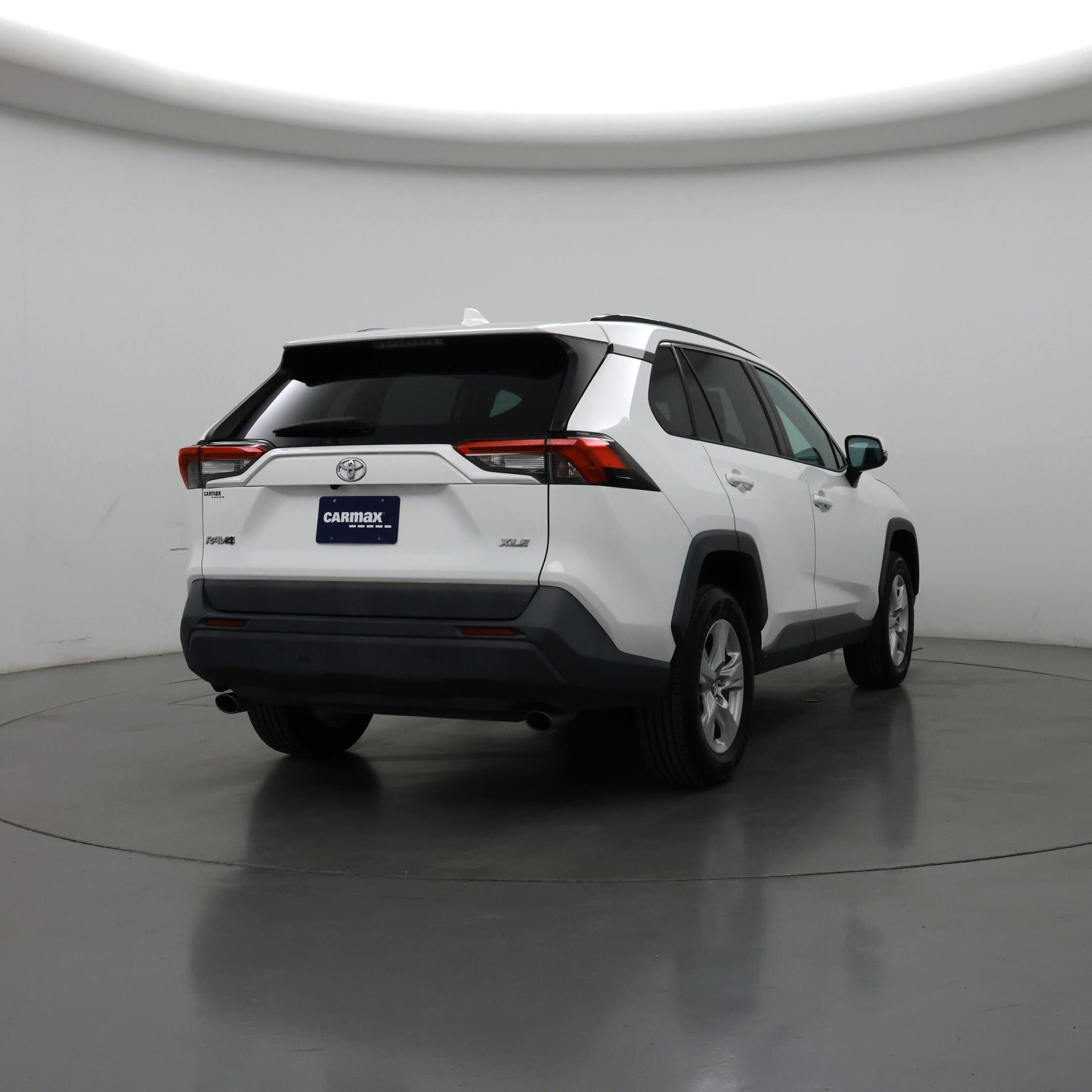 Thumbnail: 2020 Toyota RAV4 - 8