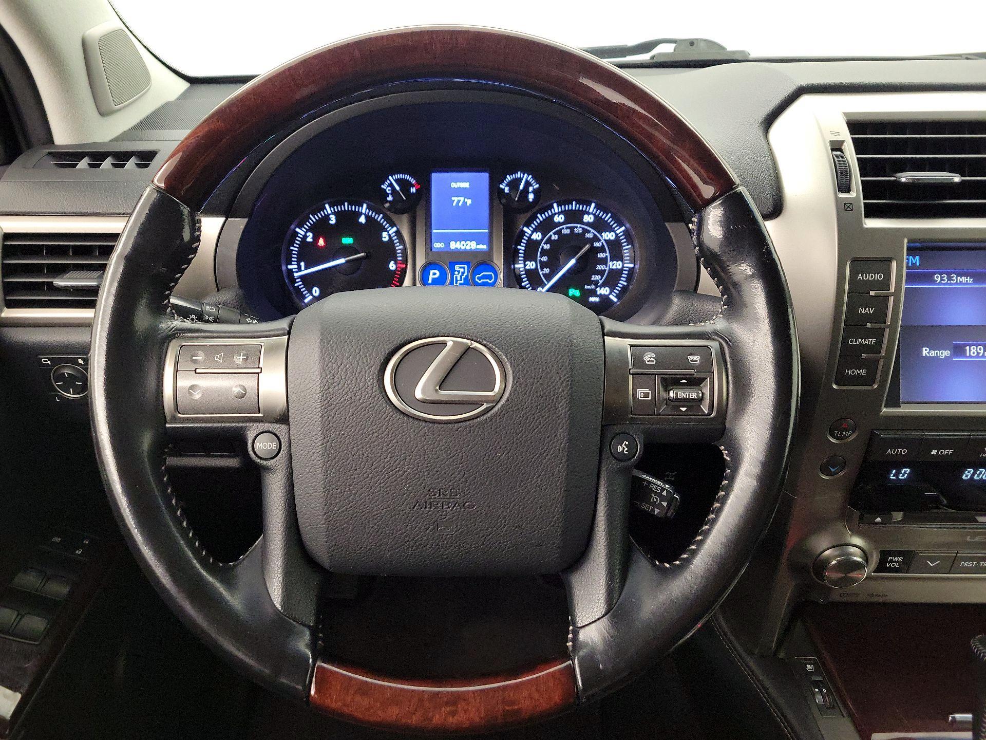 Thumbnail: 2016 Lexus GX - 10