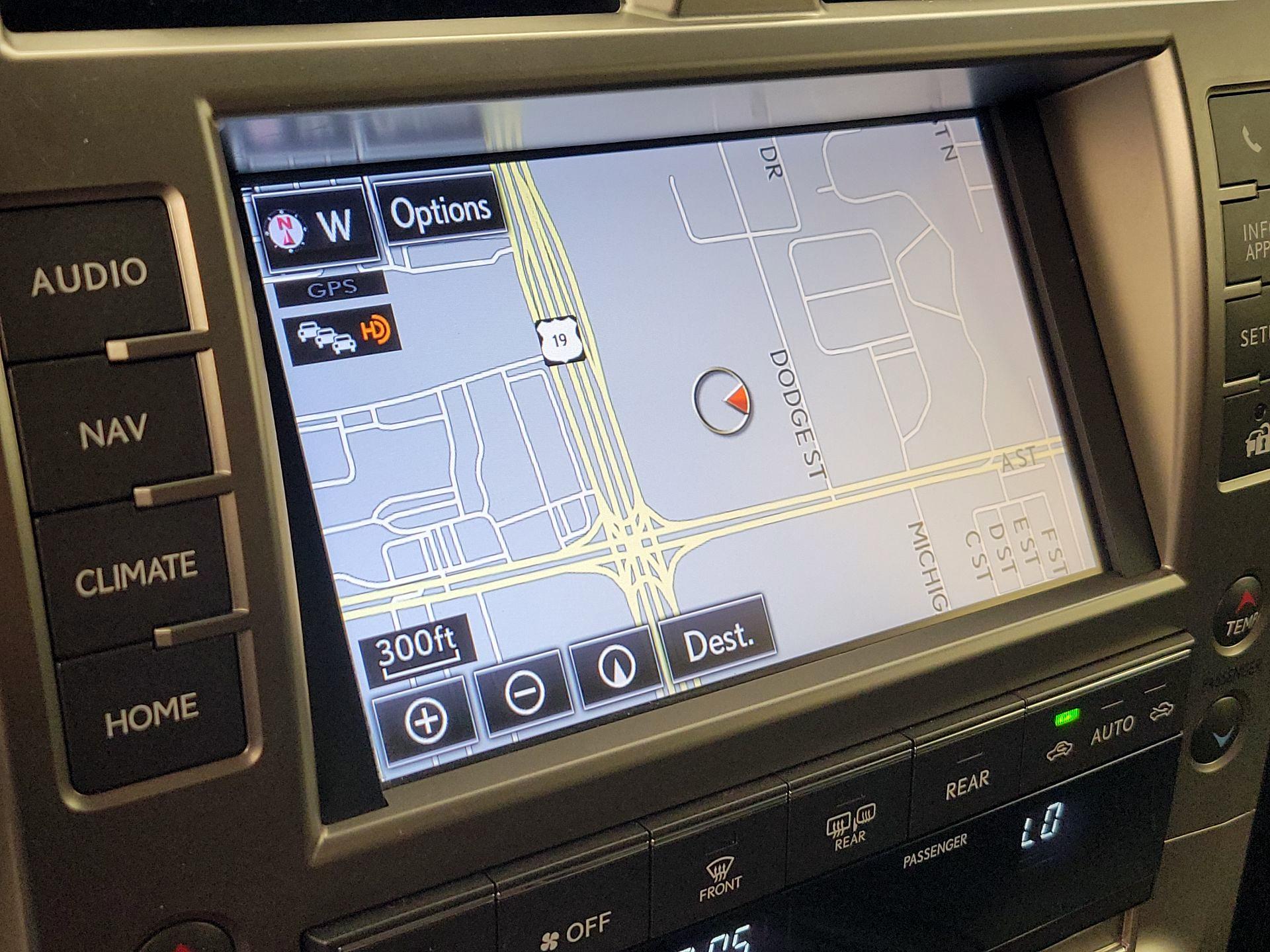 Thumbnail: 2016 Lexus GX - 14