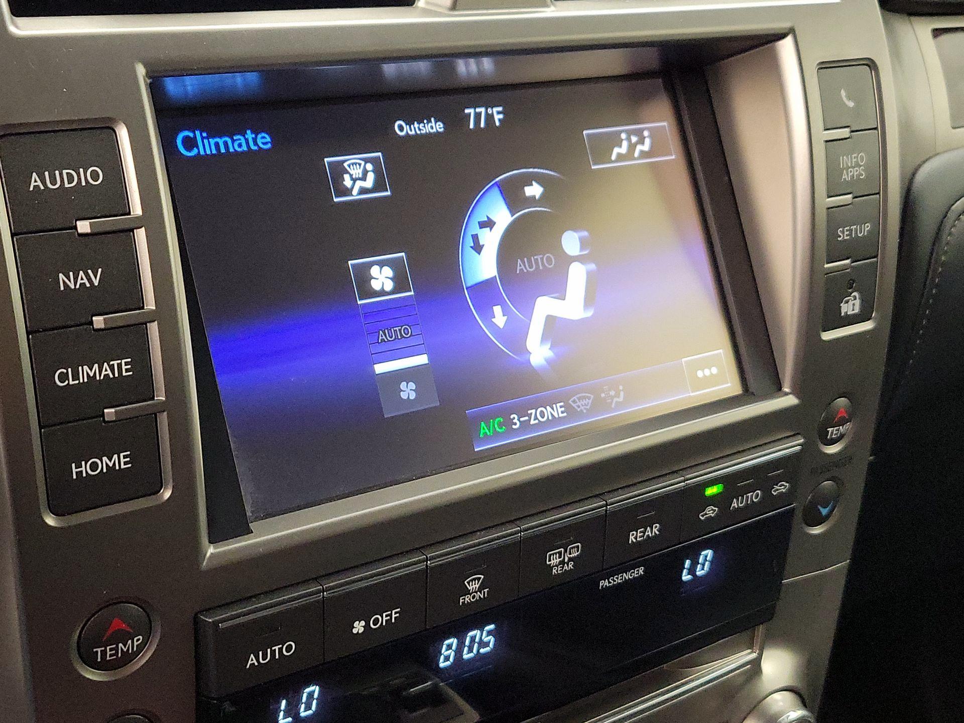 Thumbnail: 2016 Lexus GX - 17