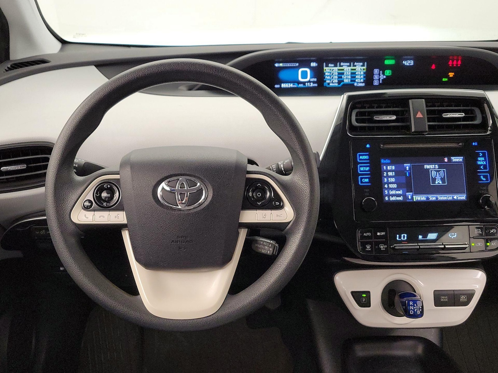 2017 Toyota Prius Two - Photo 11