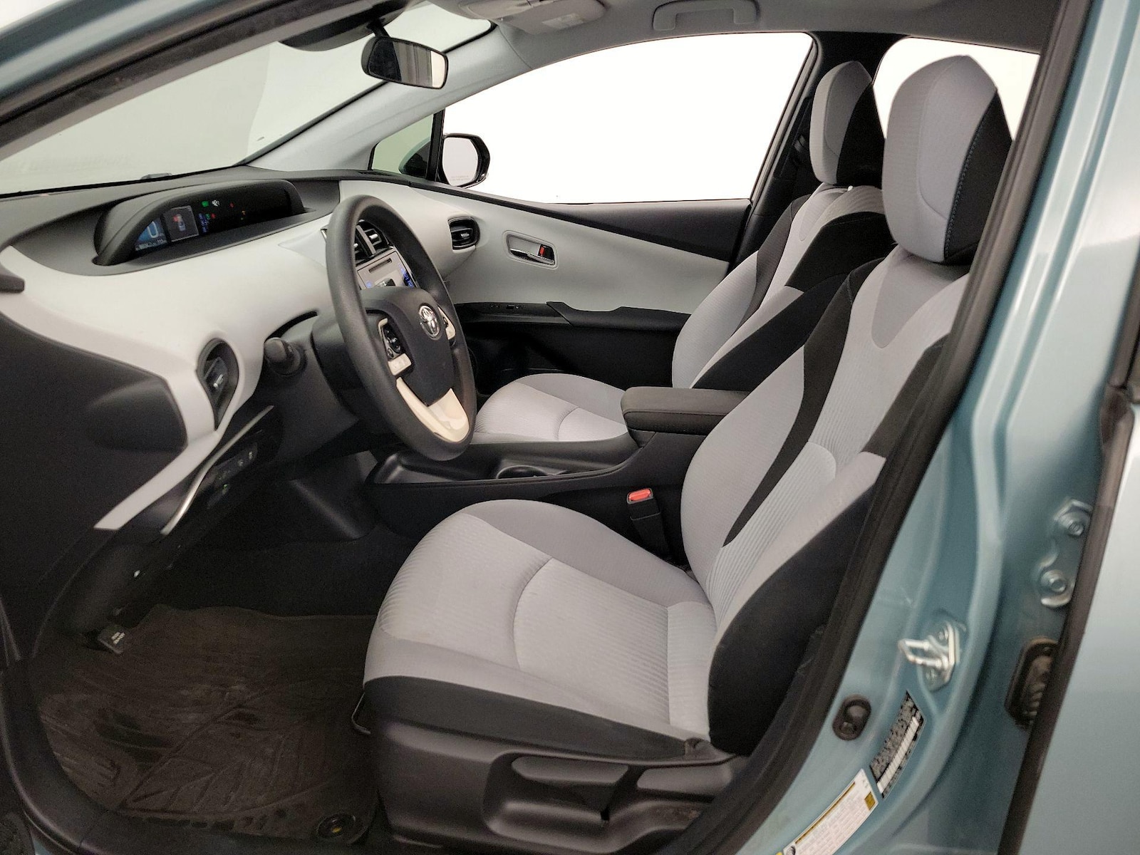 2017 Toyota Prius Two - Photo 12
