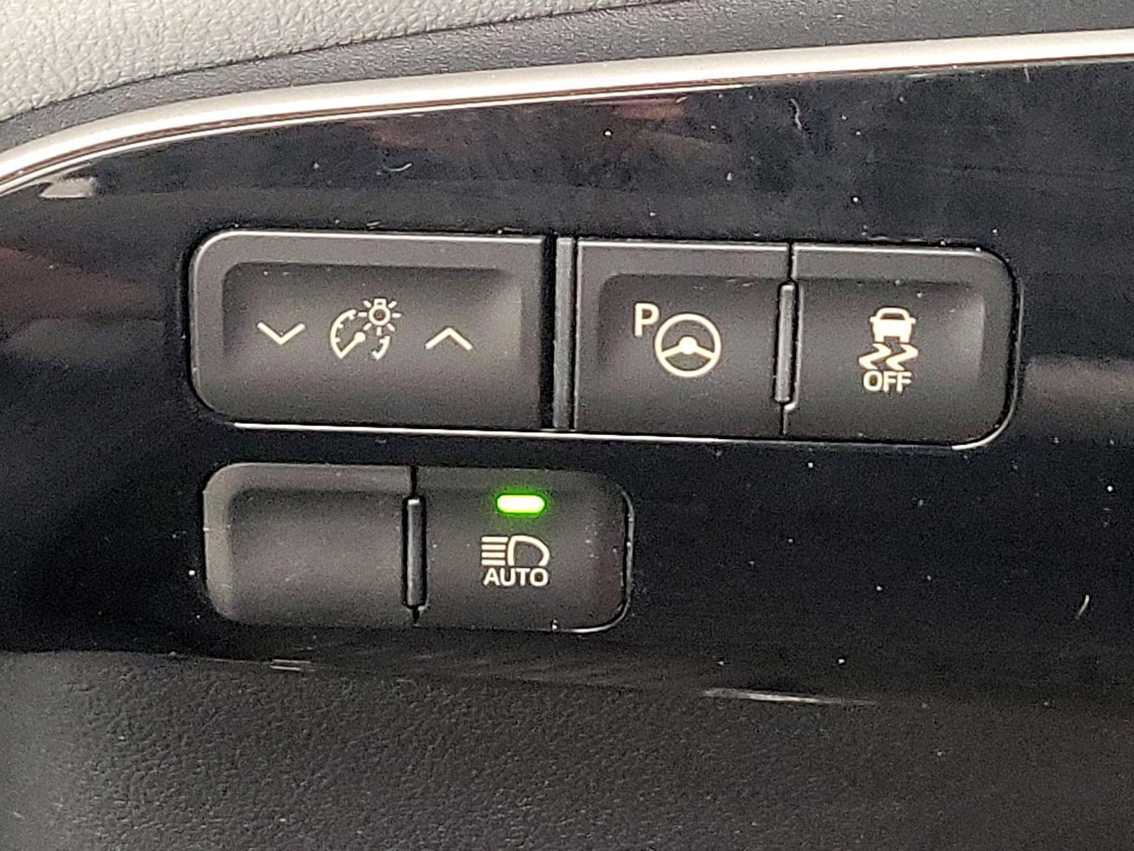 2017 Toyota Prius Two - Photo 14