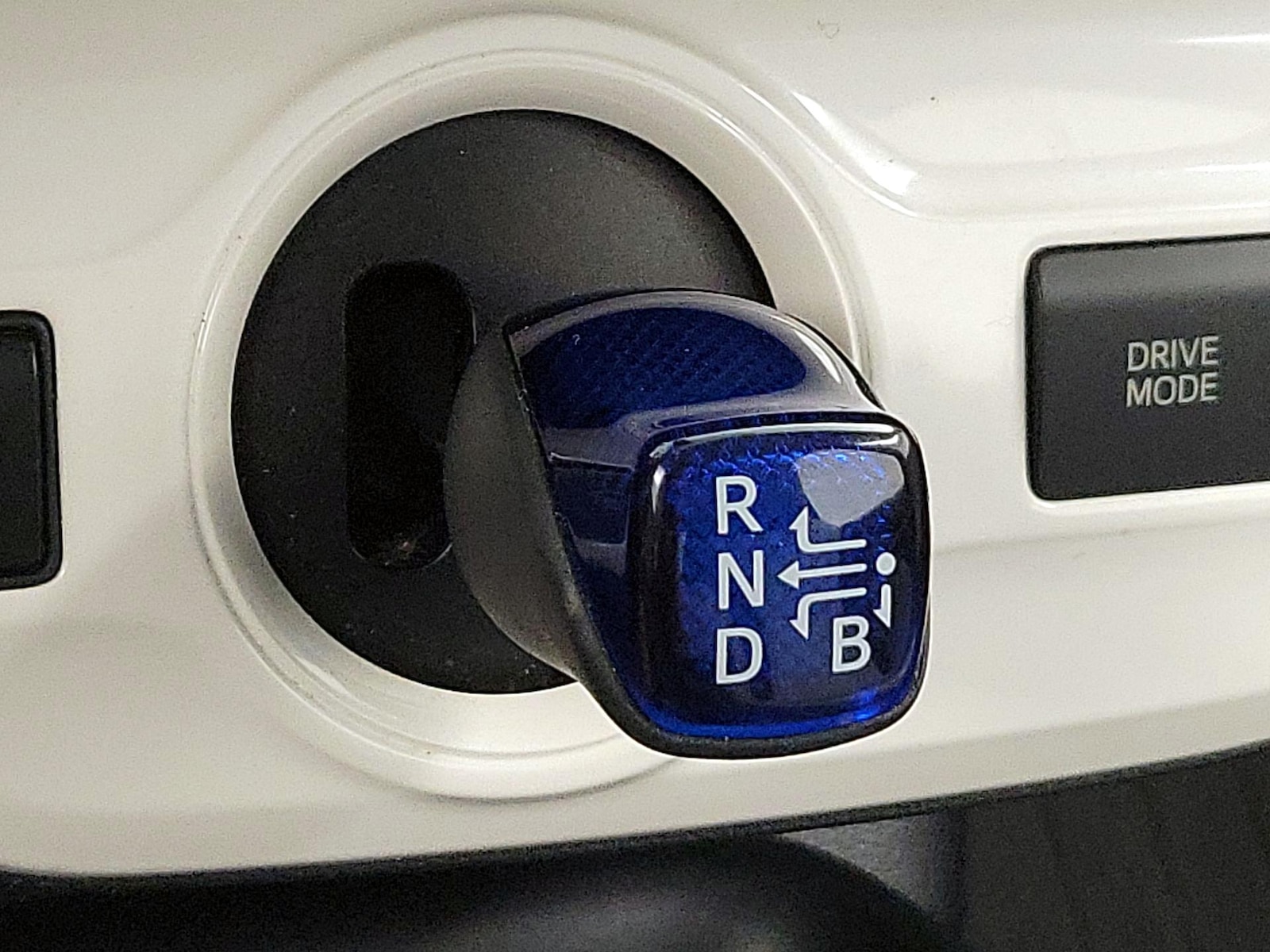 2017 Toyota Prius Two - Photo 18