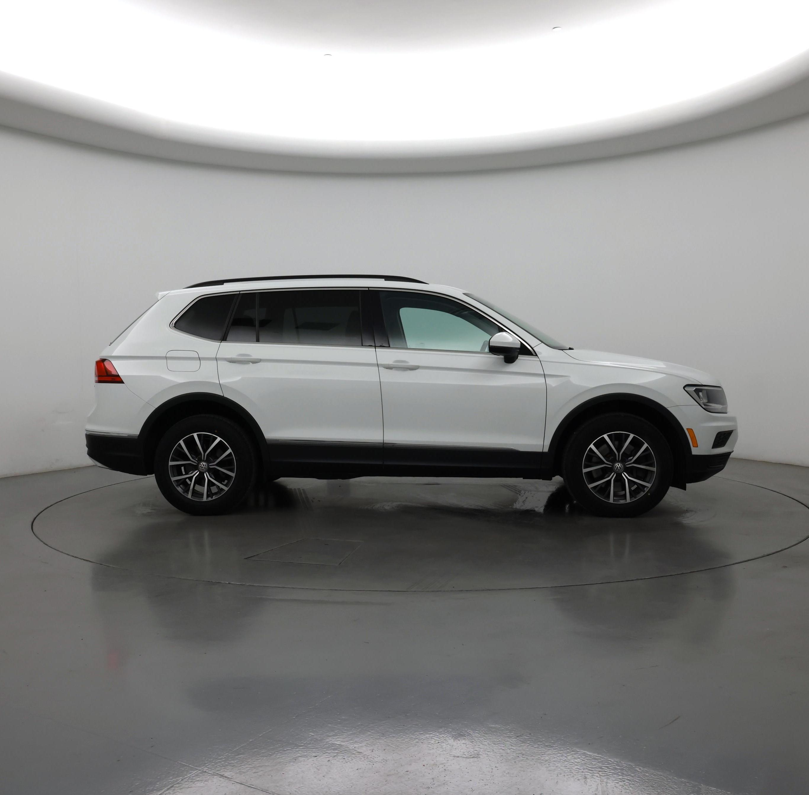 Thumbnail: 2020 Volkswagen Tiguan - 7