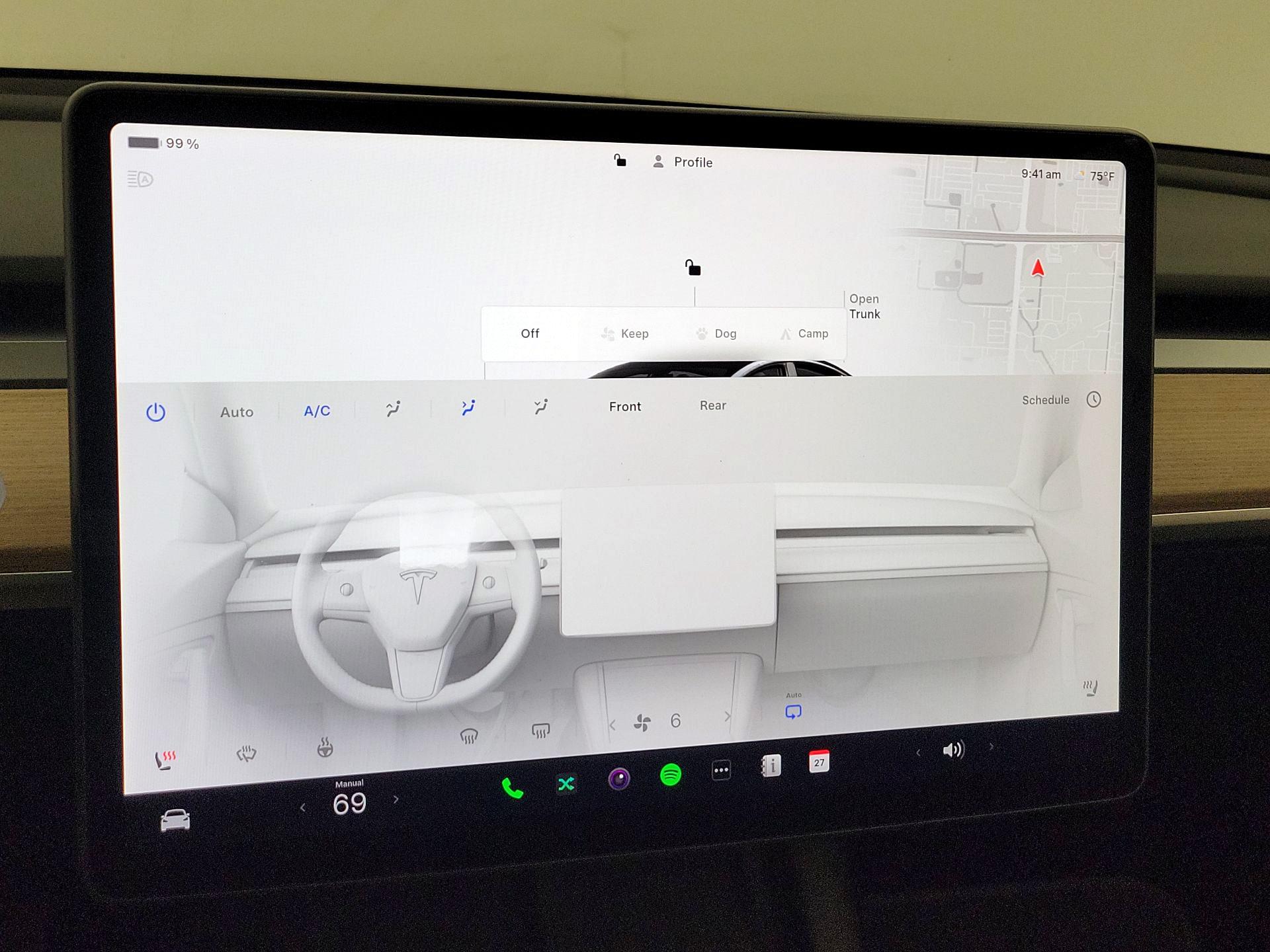 Thumbnail: 2023 Tesla Model 3 - 16