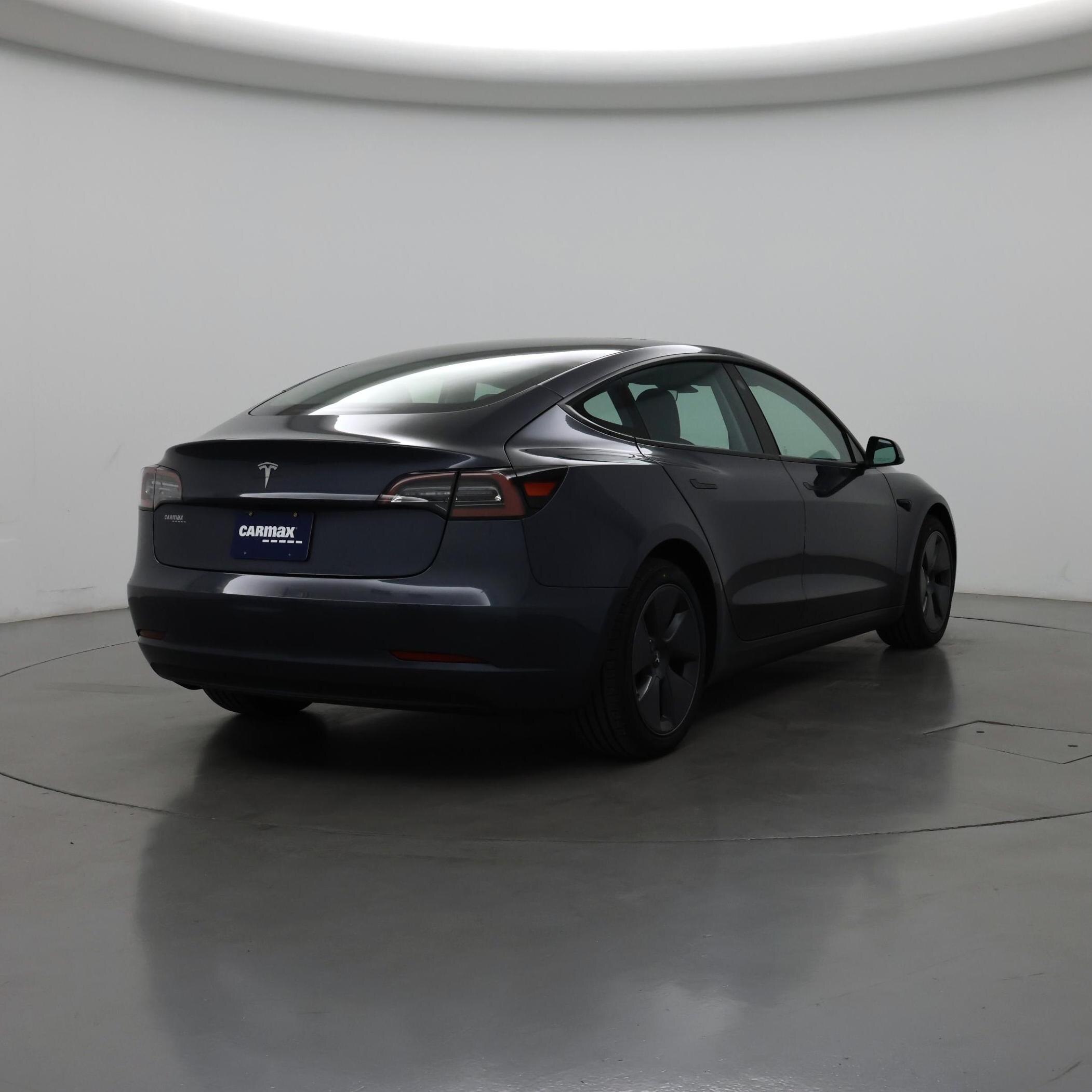 Thumbnail: 2023 Tesla Model 3 - 8
