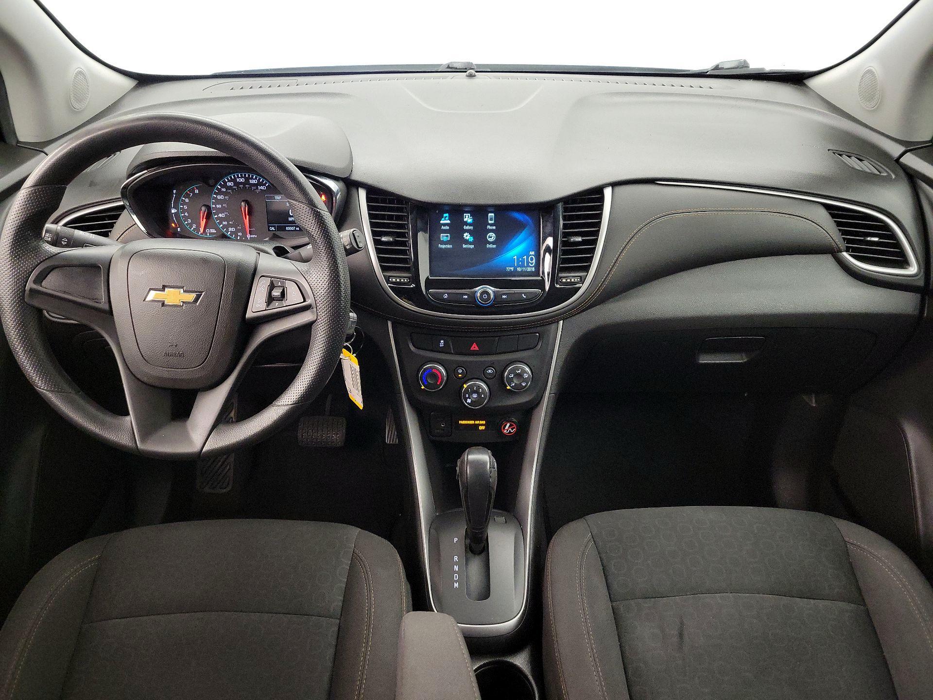 Thumbnail: 2017 Chevrolet Trax - 9