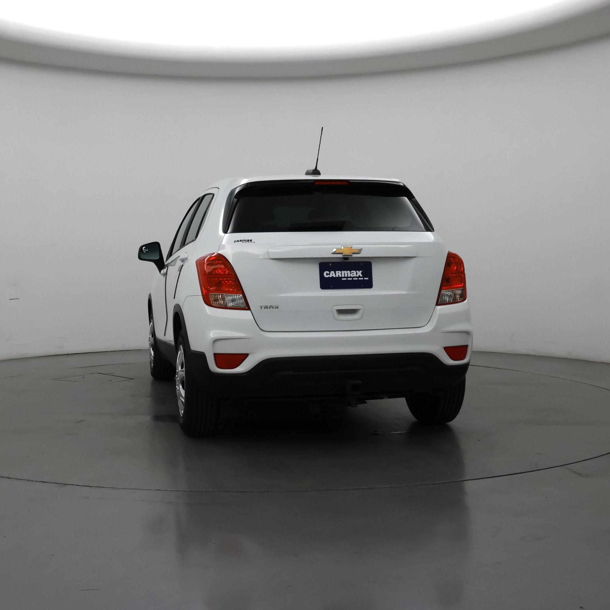 Thumbnail: 2017 Chevrolet Trax - 6