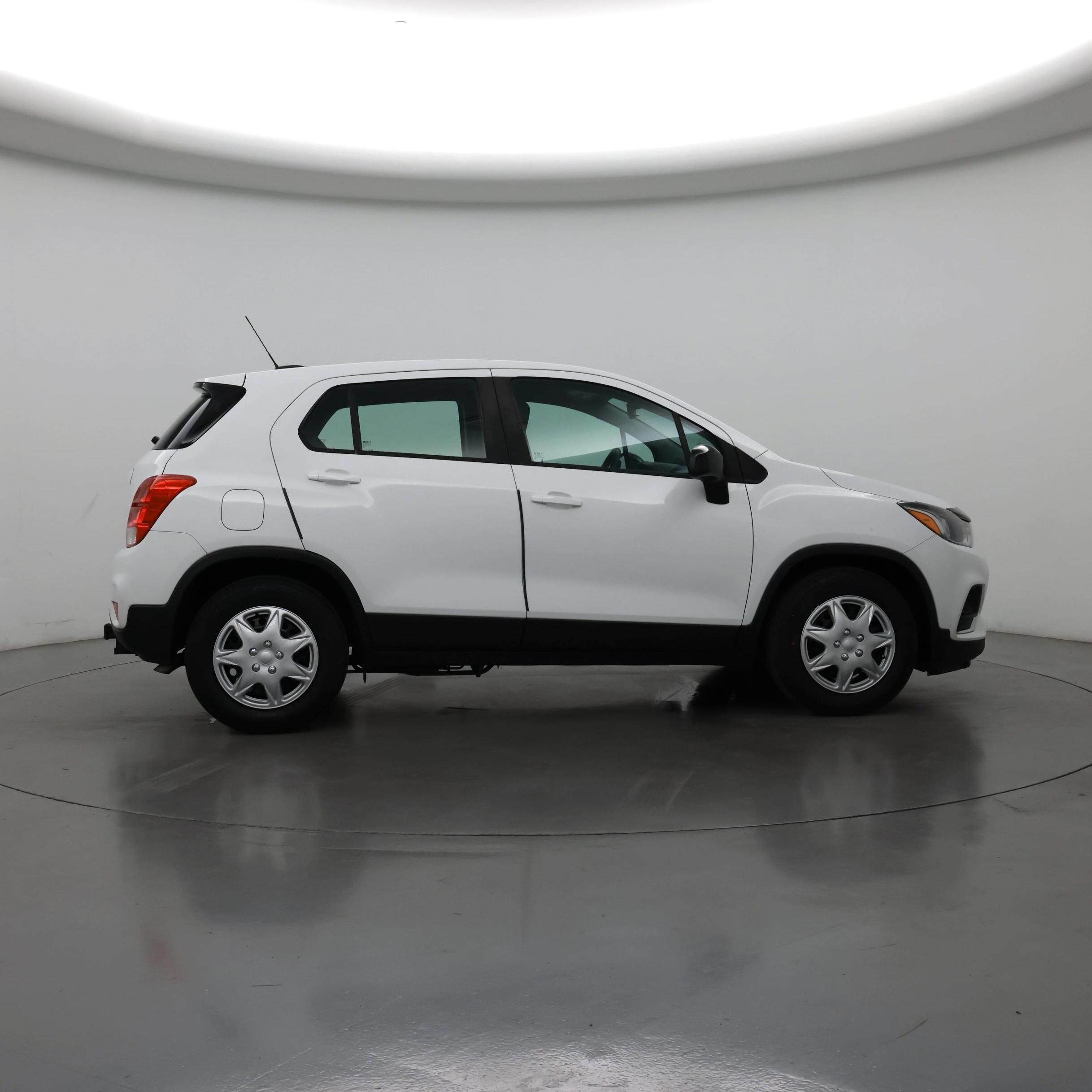Thumbnail: 2017 Chevrolet Trax - 7