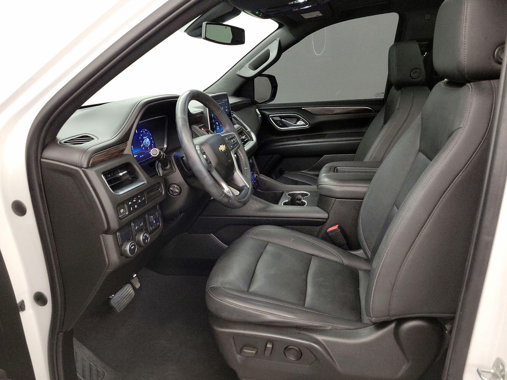 Thumbnail: 2022 Chevrolet Tahoe - 11