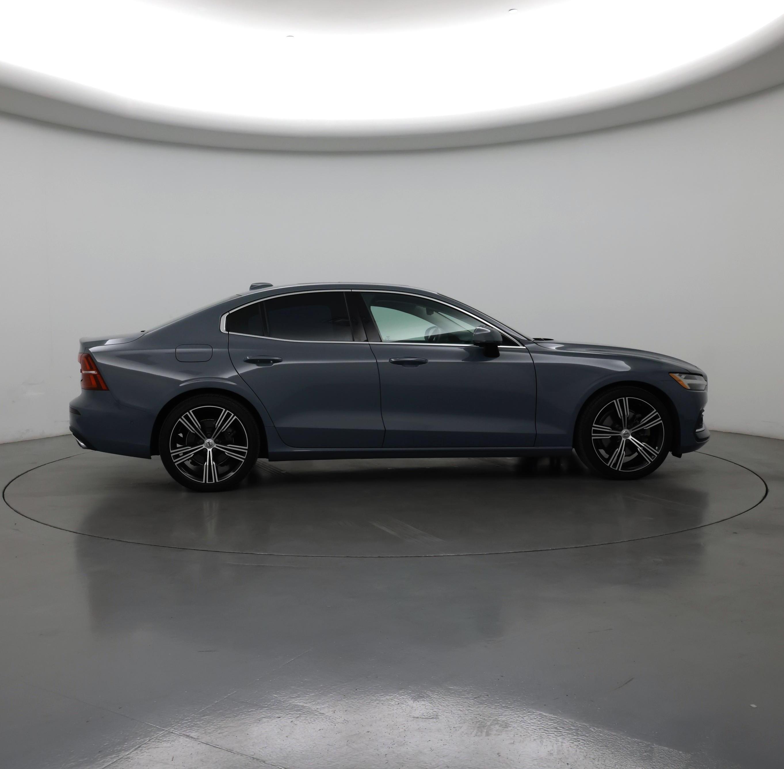 Thumbnail: 2022 Volvo S60 - 7