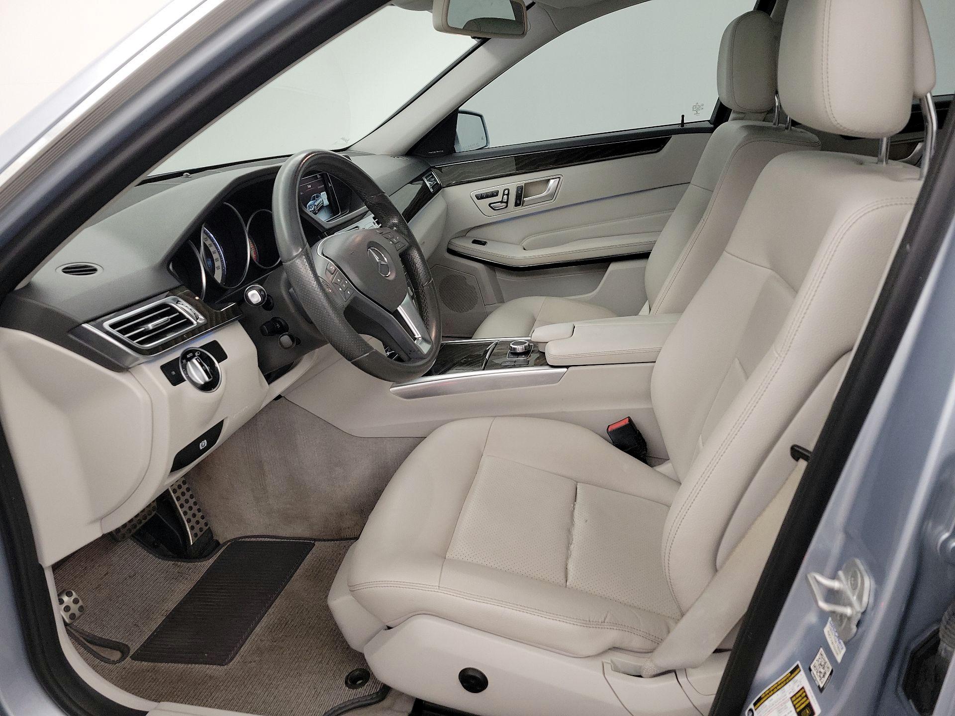 Thumbnail: 2016 Mercedes-Benz E-Class - 11