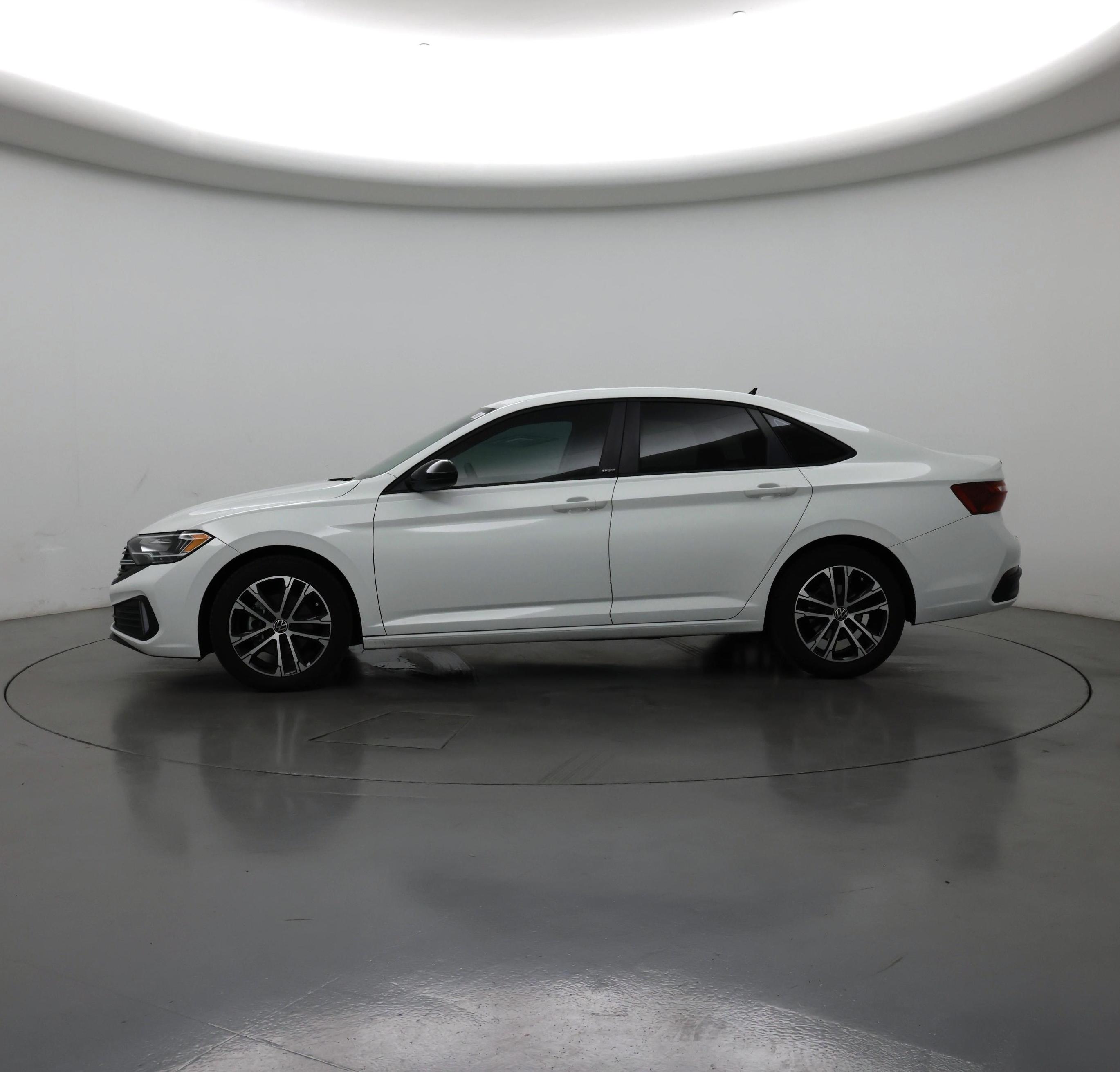 Thumbnail: 2024 Volkswagen Jetta - 3