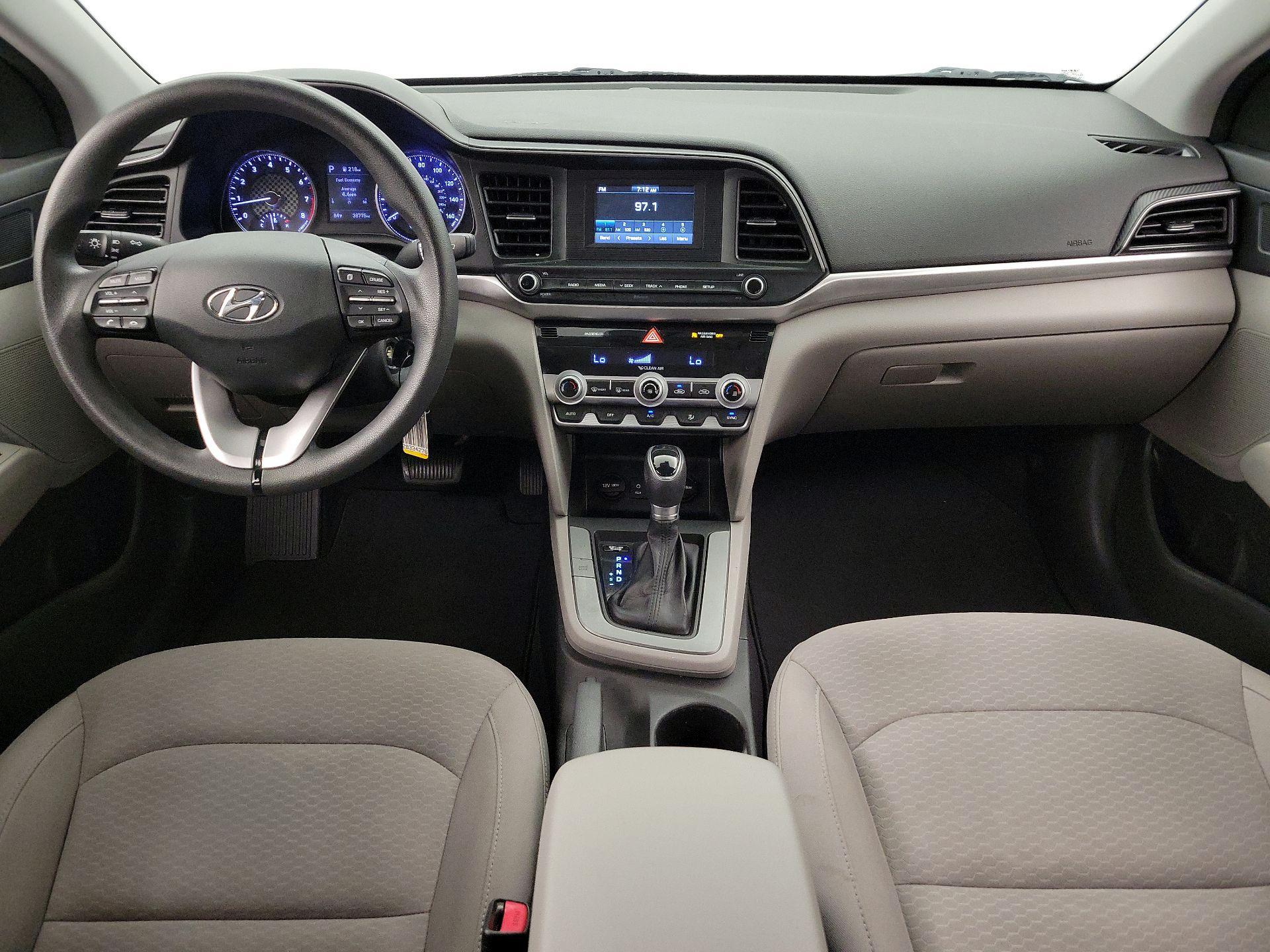 Thumbnail: 2020 Hyundai Elantra - 9