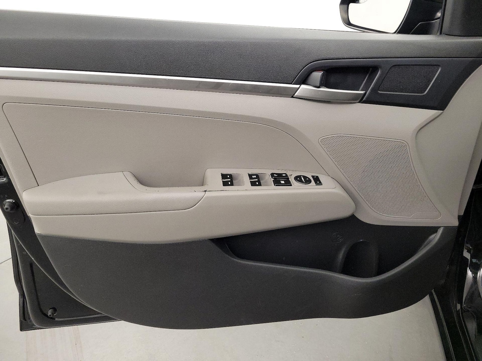 2020 Hyundai Elantra SE - Photo 13