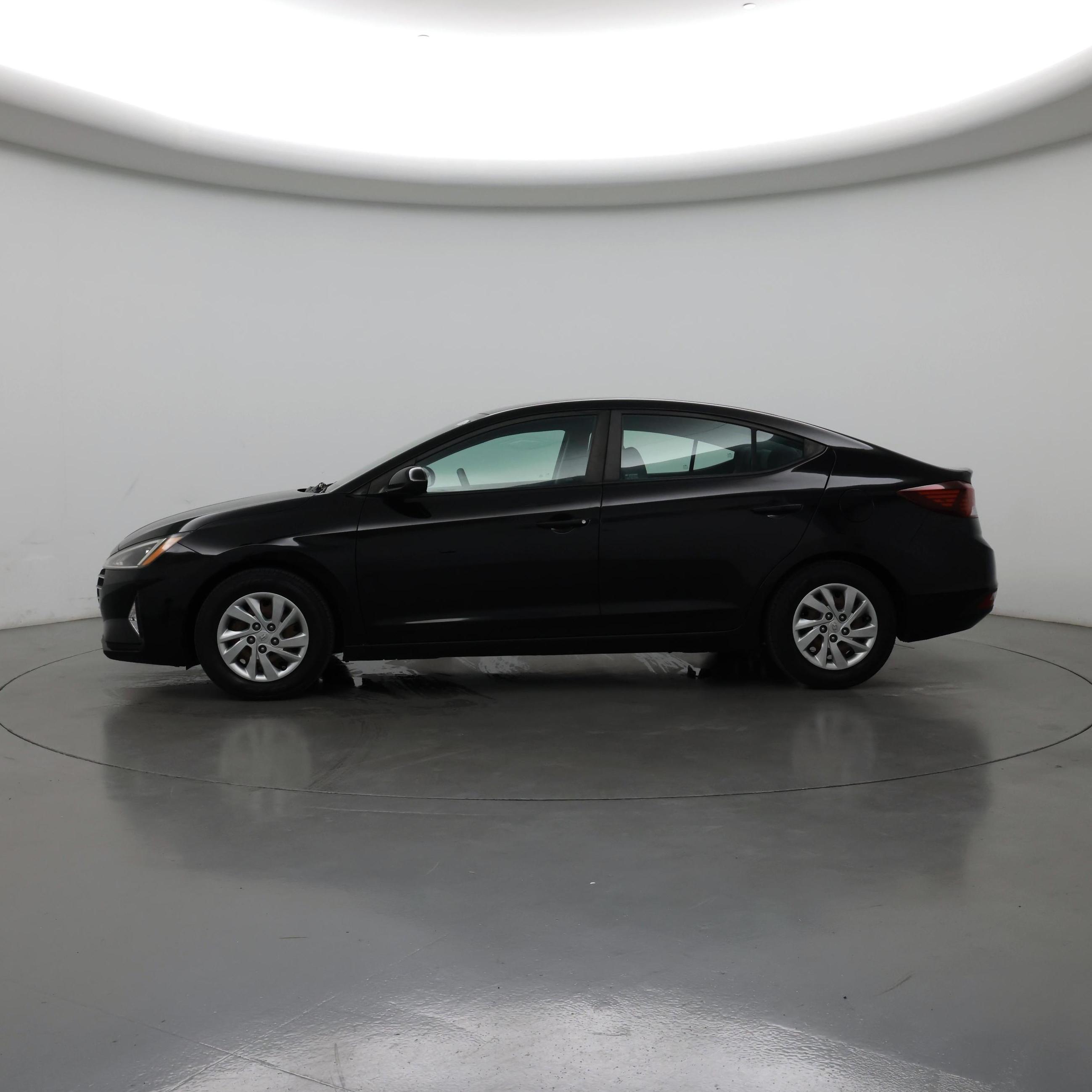 Thumbnail: 2020 Hyundai Elantra - 3