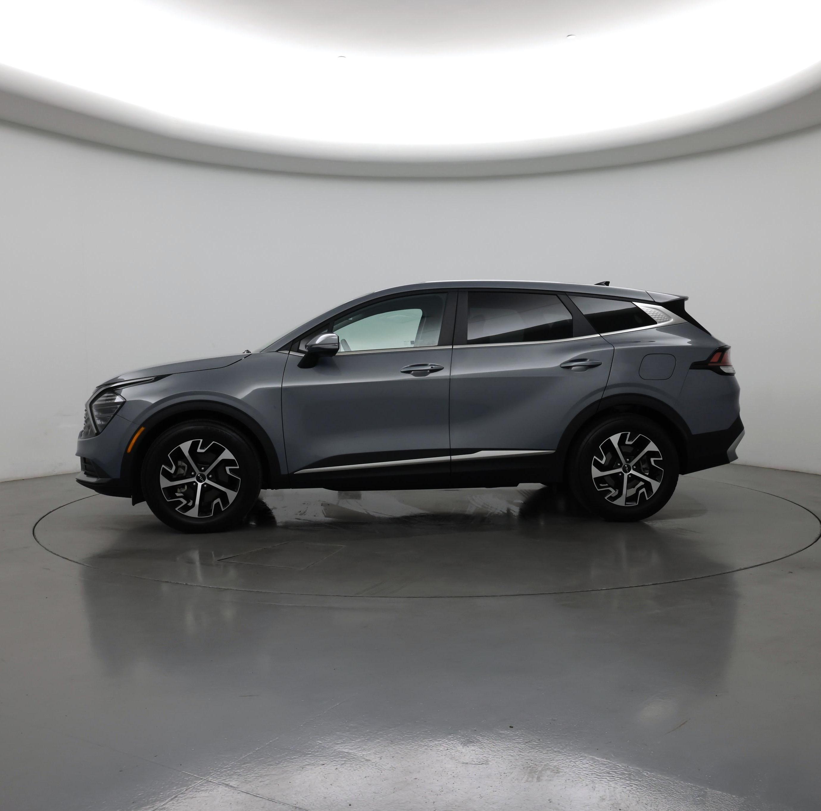 Thumbnail: 2025 Kia Sportage - 3