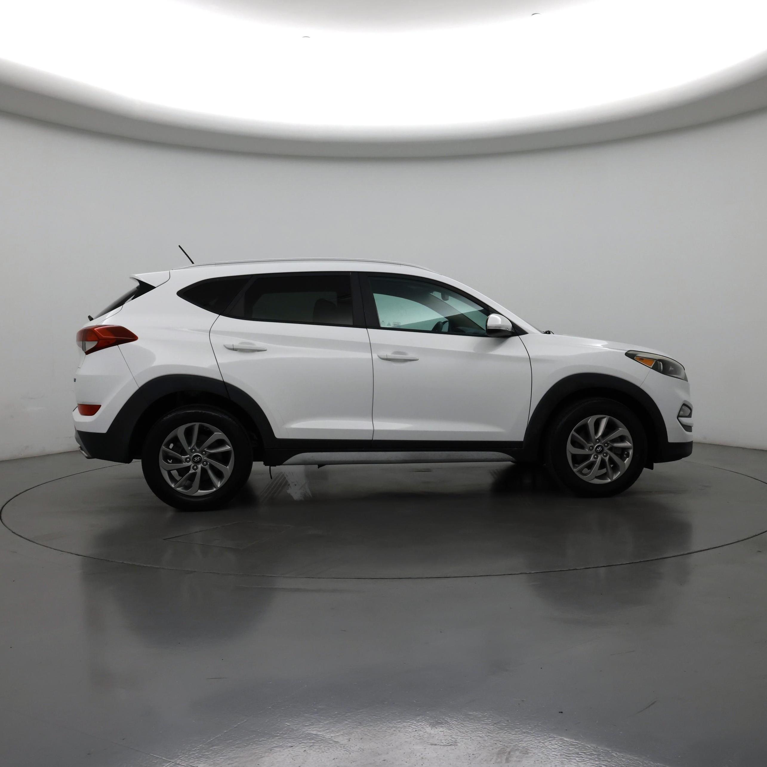 Thumbnail: 2017 Hyundai Tucson - 7