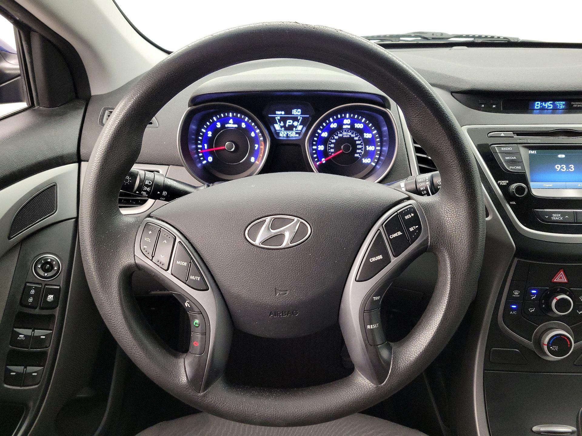 Thumbnail: 2016 Hyundai Elantra - 10