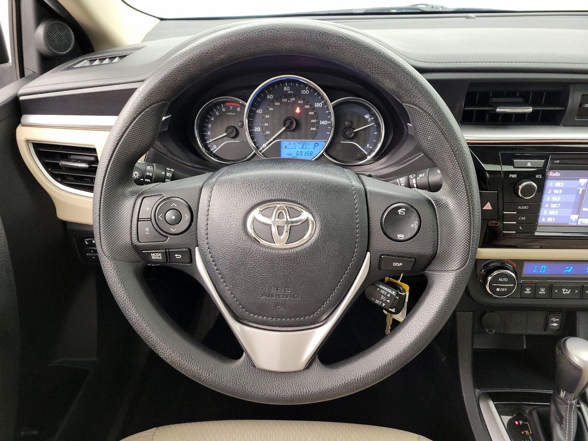 Thumbnail: 2014 Toyota Corolla - 10
