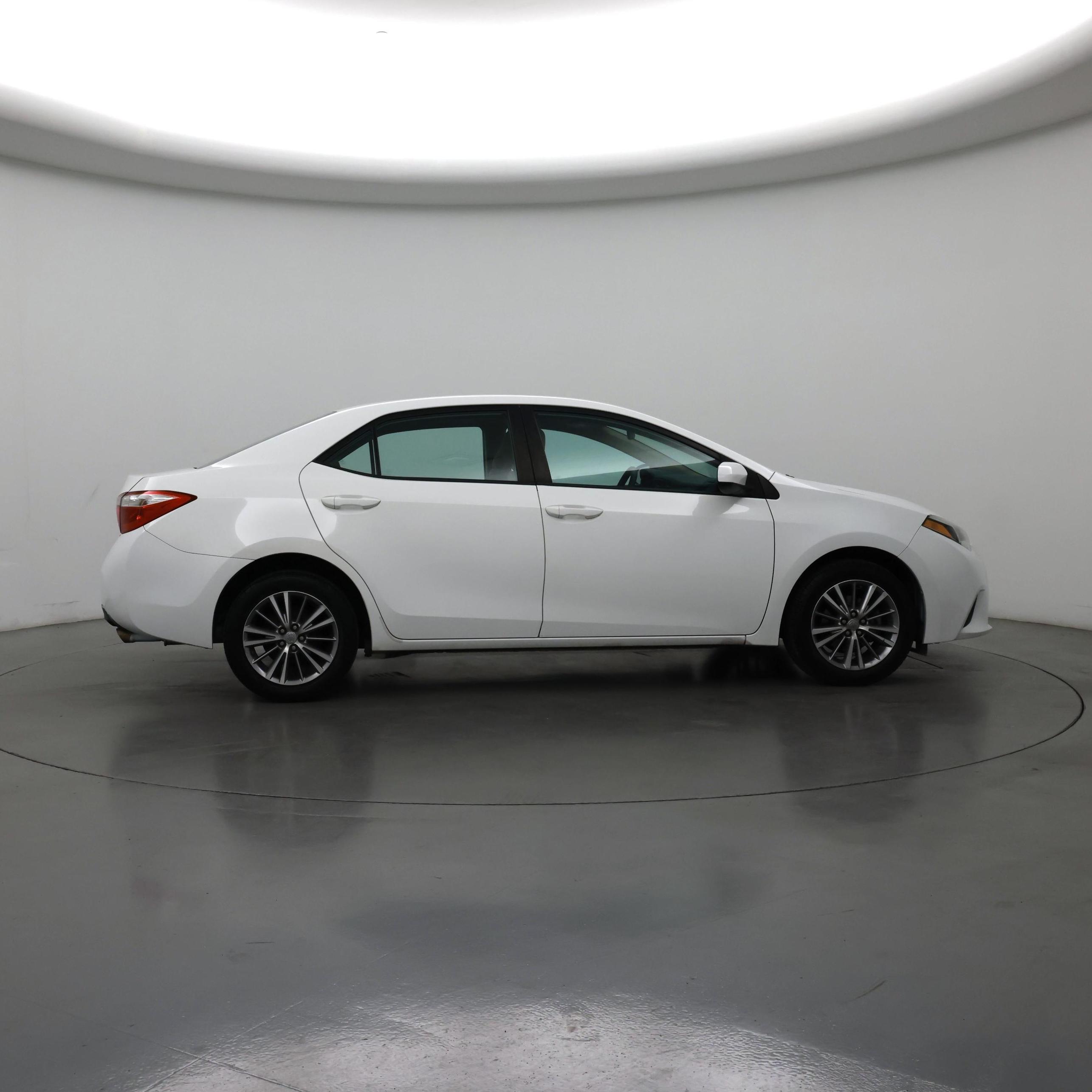 Thumbnail: 2014 Toyota Corolla - 7