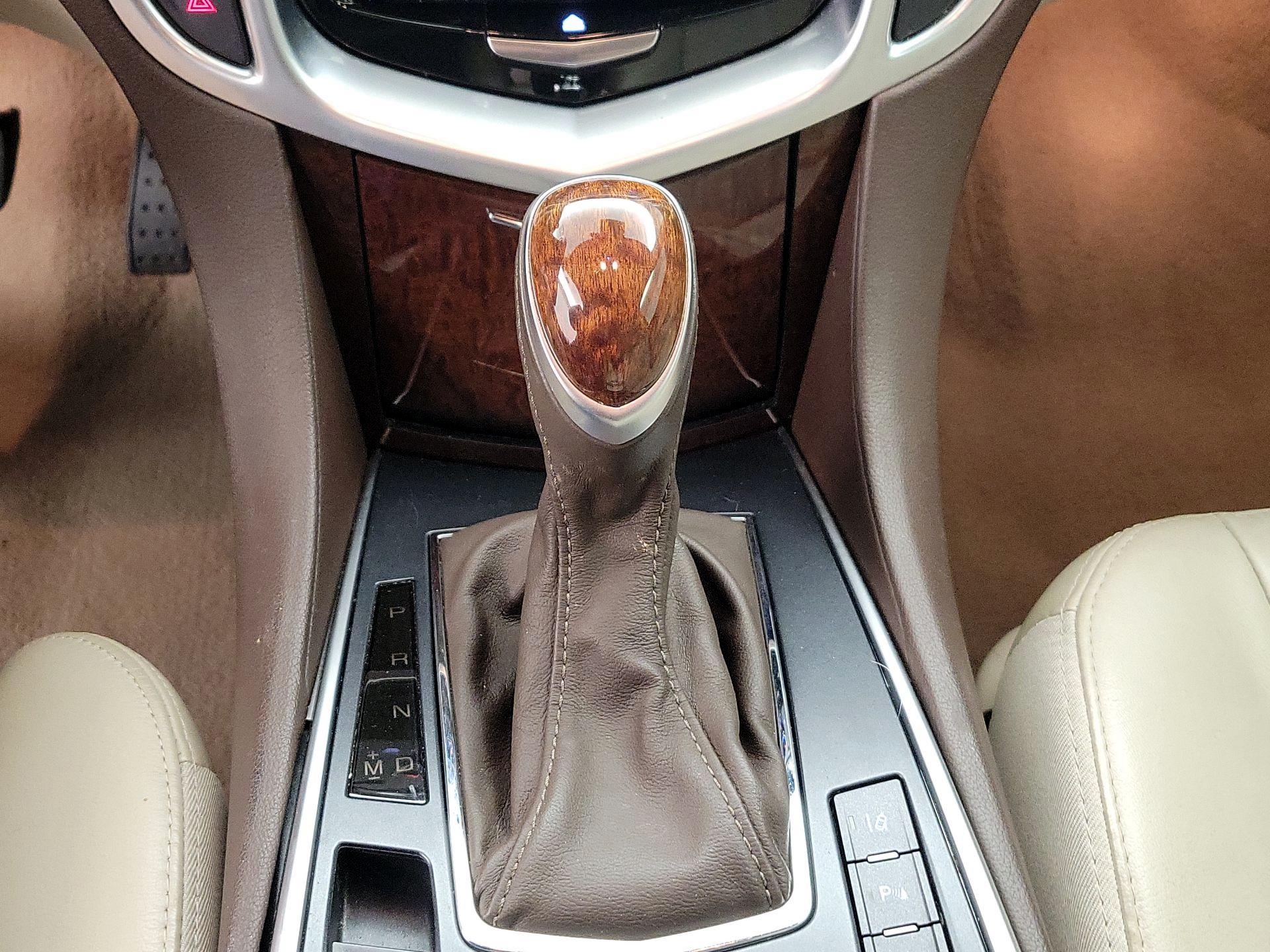Thumbnail: 2016 Cadillac SRX - 18