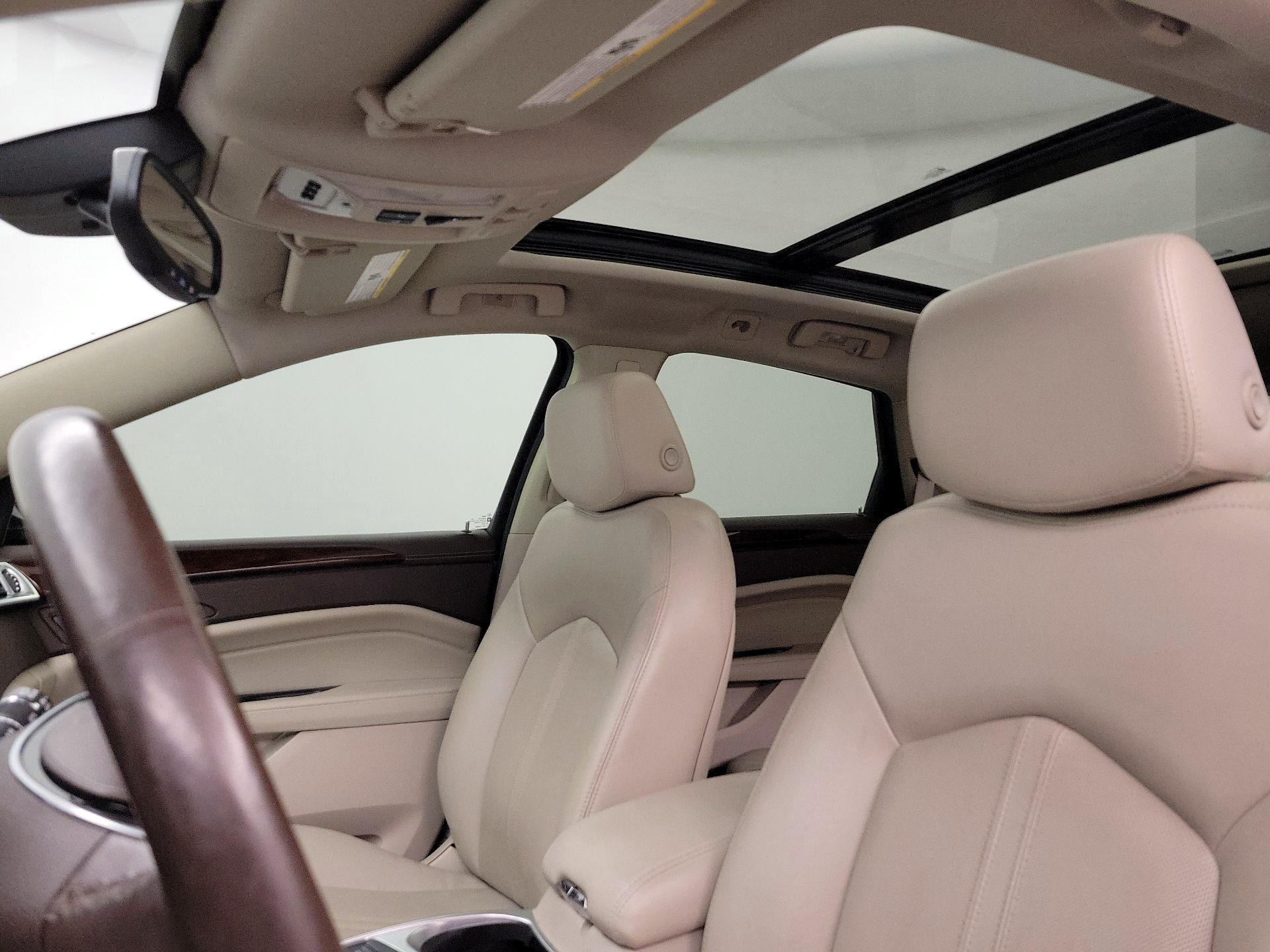 Thumbnail: 2016 Cadillac SRX - 20