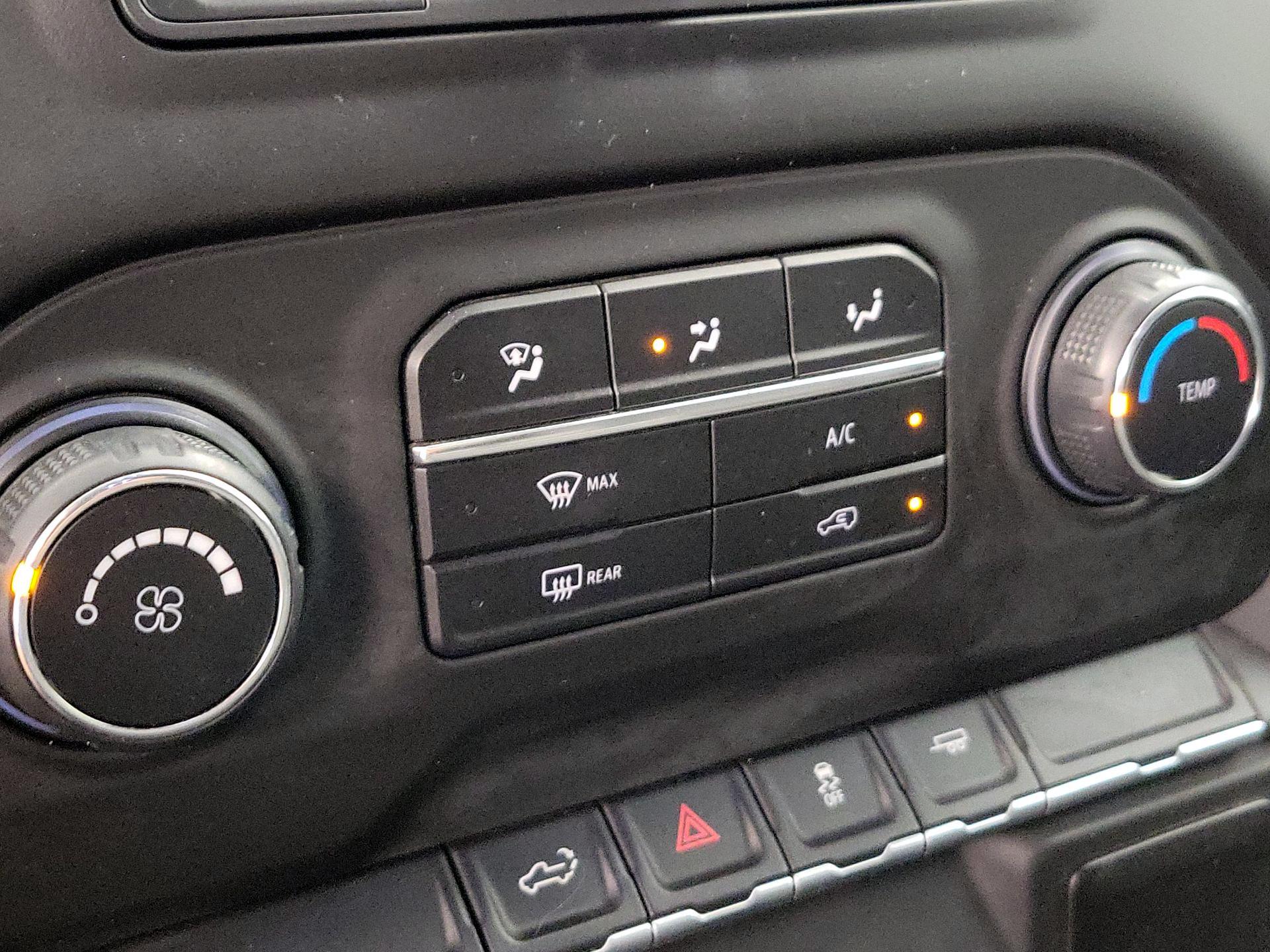 Thumbnail: 2019 Chevrolet Silverado 1500 - 16