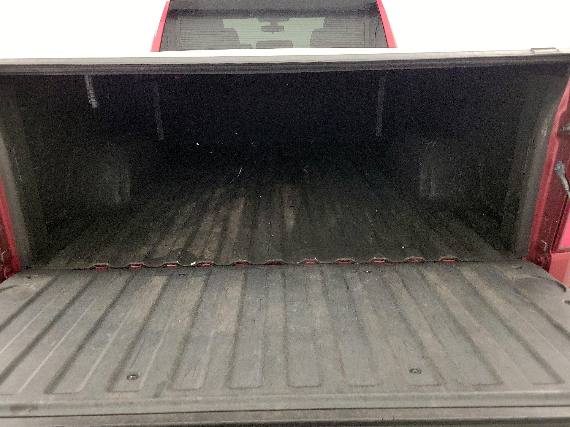 Thumbnail: 2019 Chevrolet Silverado 1500 - 20