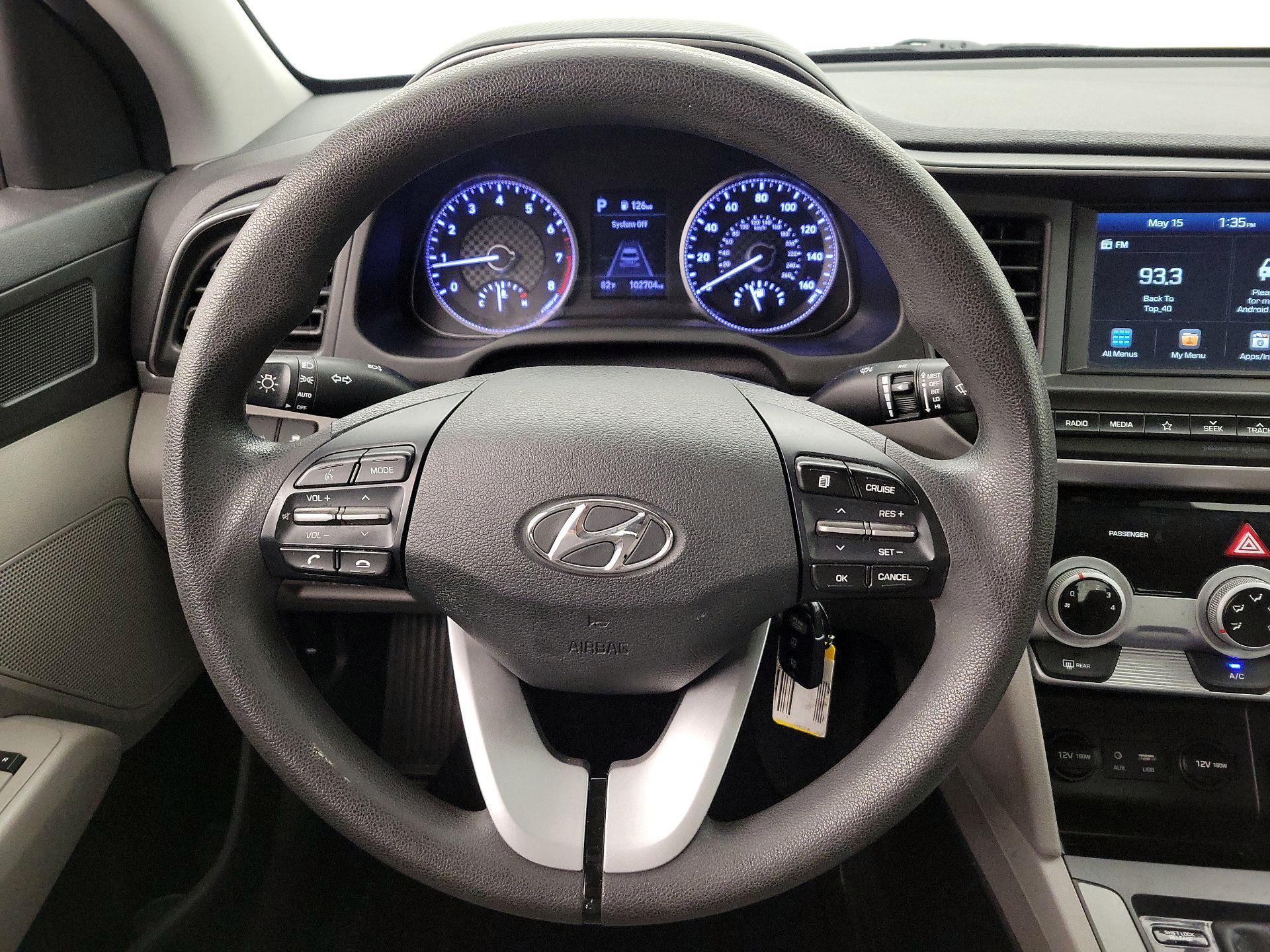 Thumbnail: 2019 Hyundai Elantra - 10