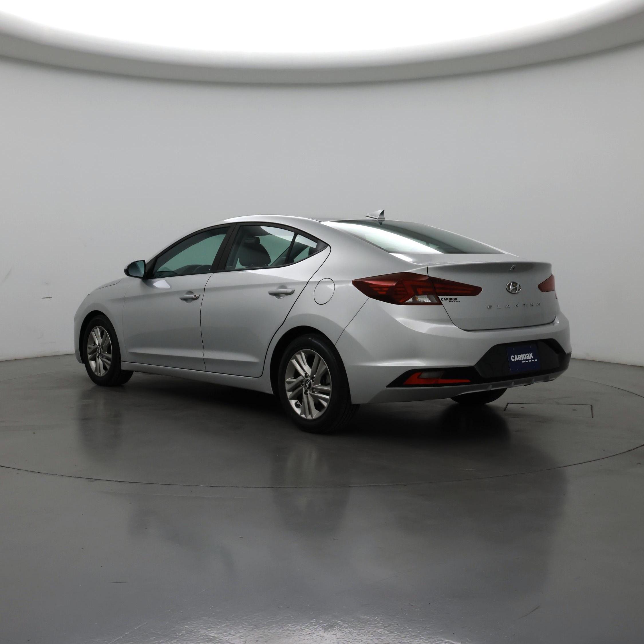 Thumbnail: 2019 Hyundai Elantra - 2